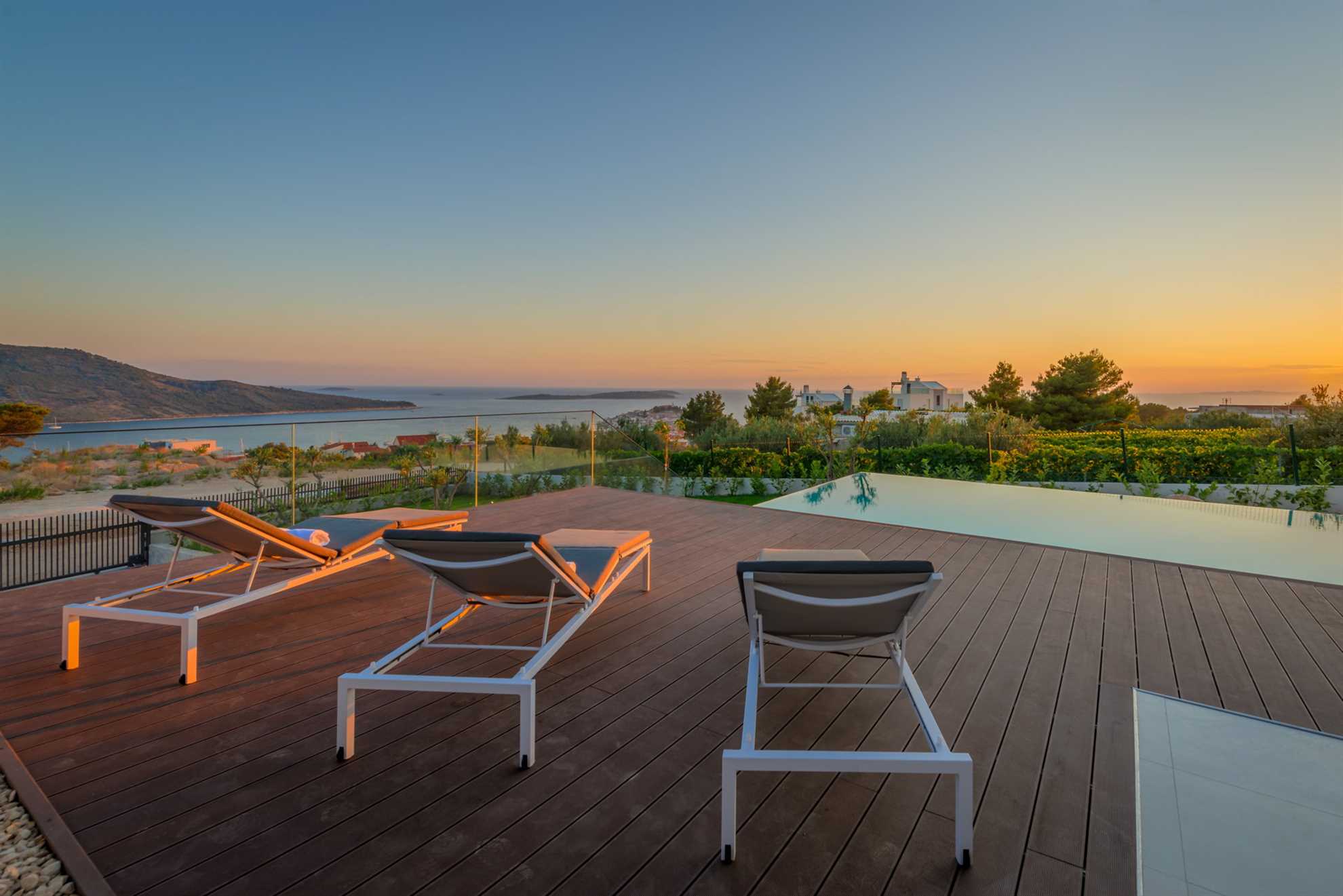 Luxury Villa Voyage with Pool I
