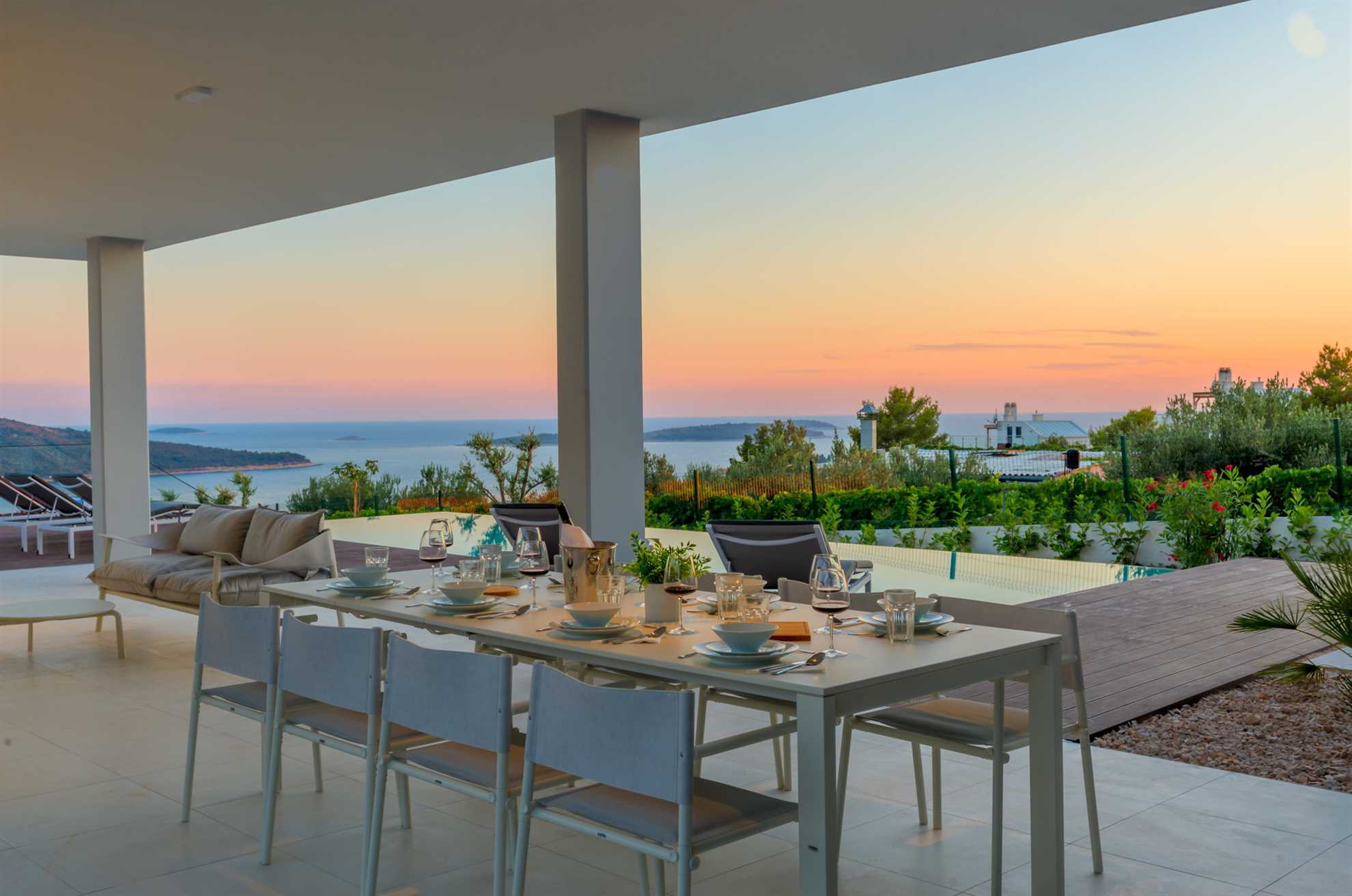 Luxury Villa Voyage with Pool I