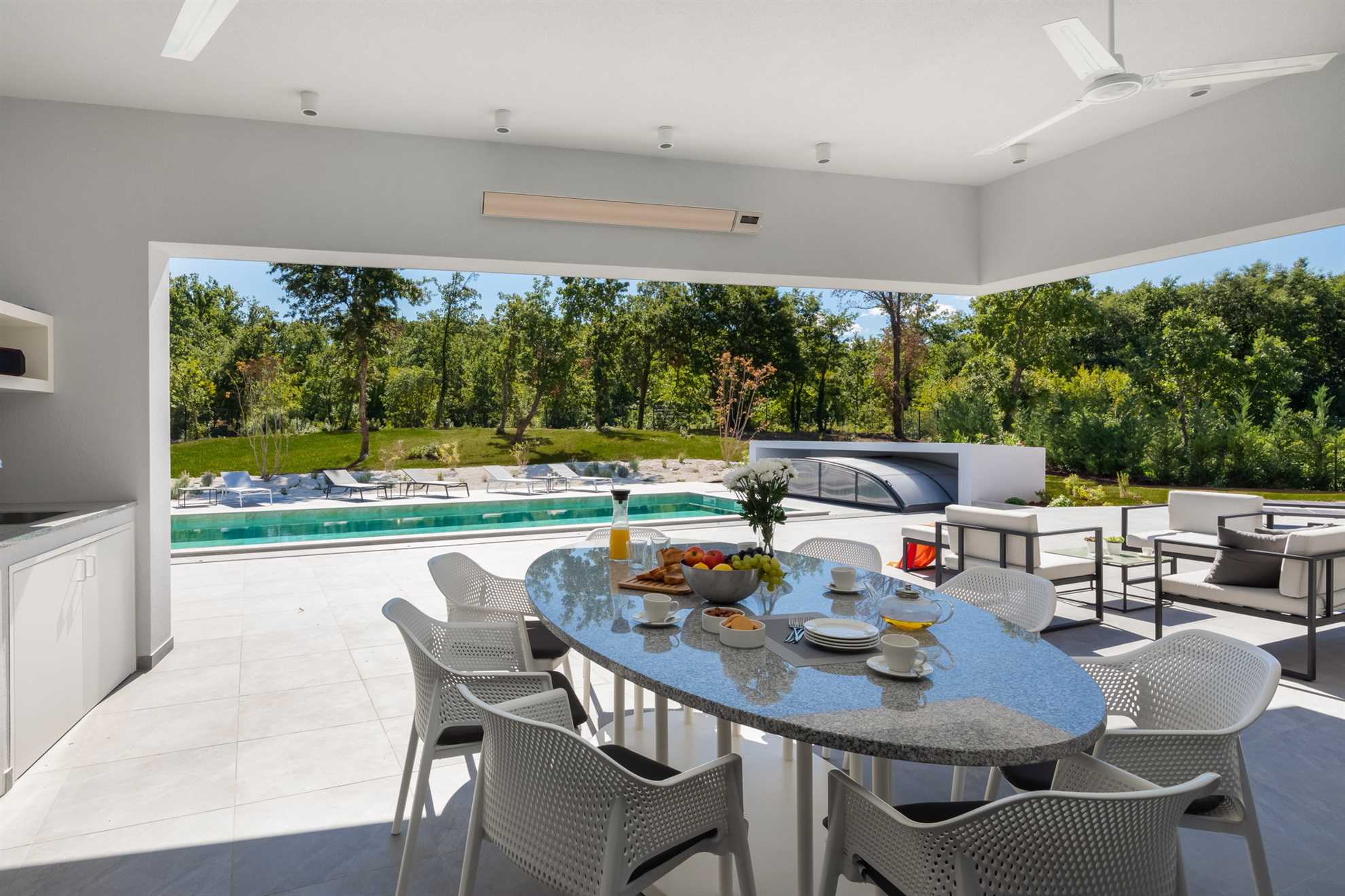 Luxury Villa Mauve with Pool