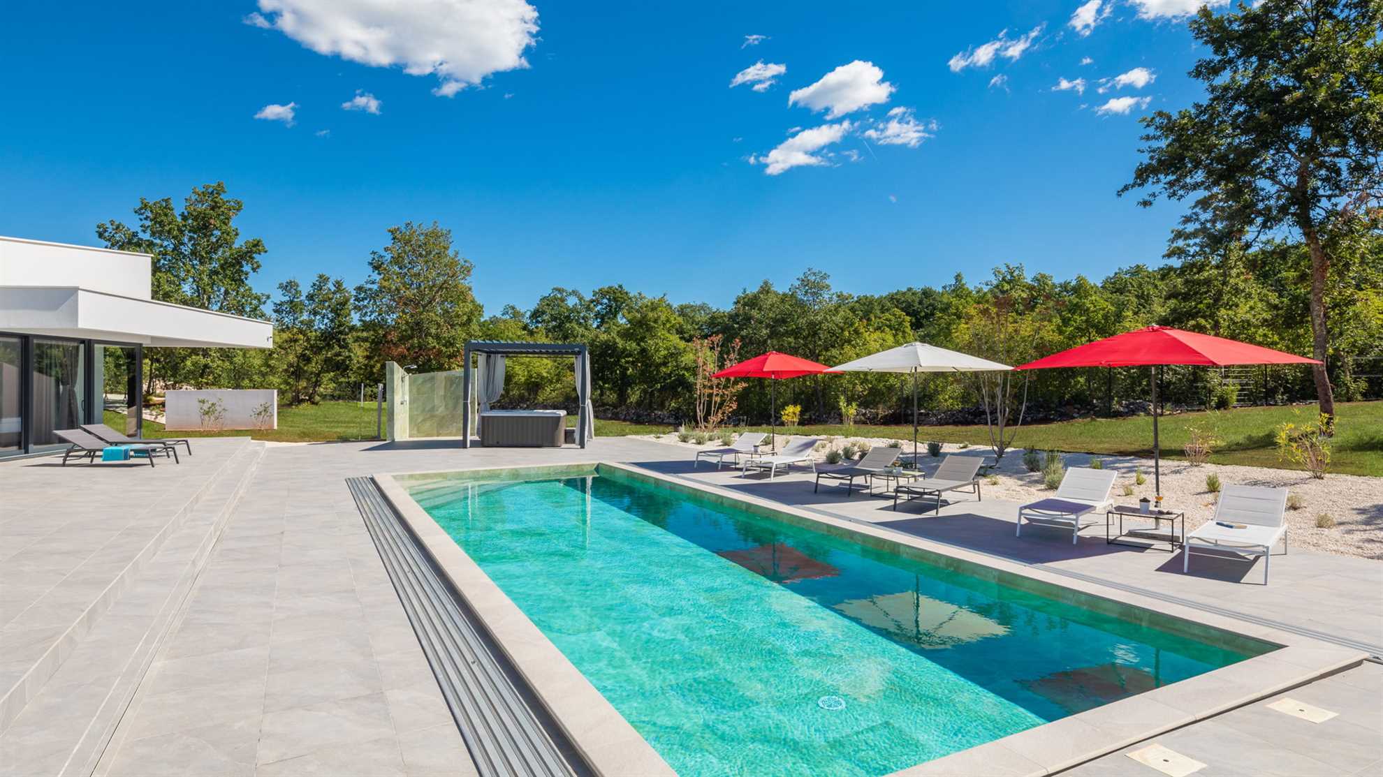 Luxury Villa Mauve with Pool