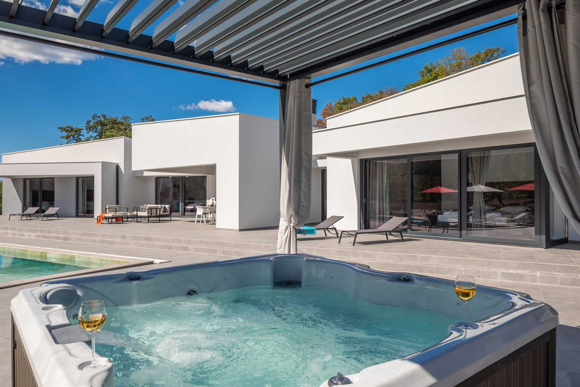 Luxury Villa Mauve with Pool