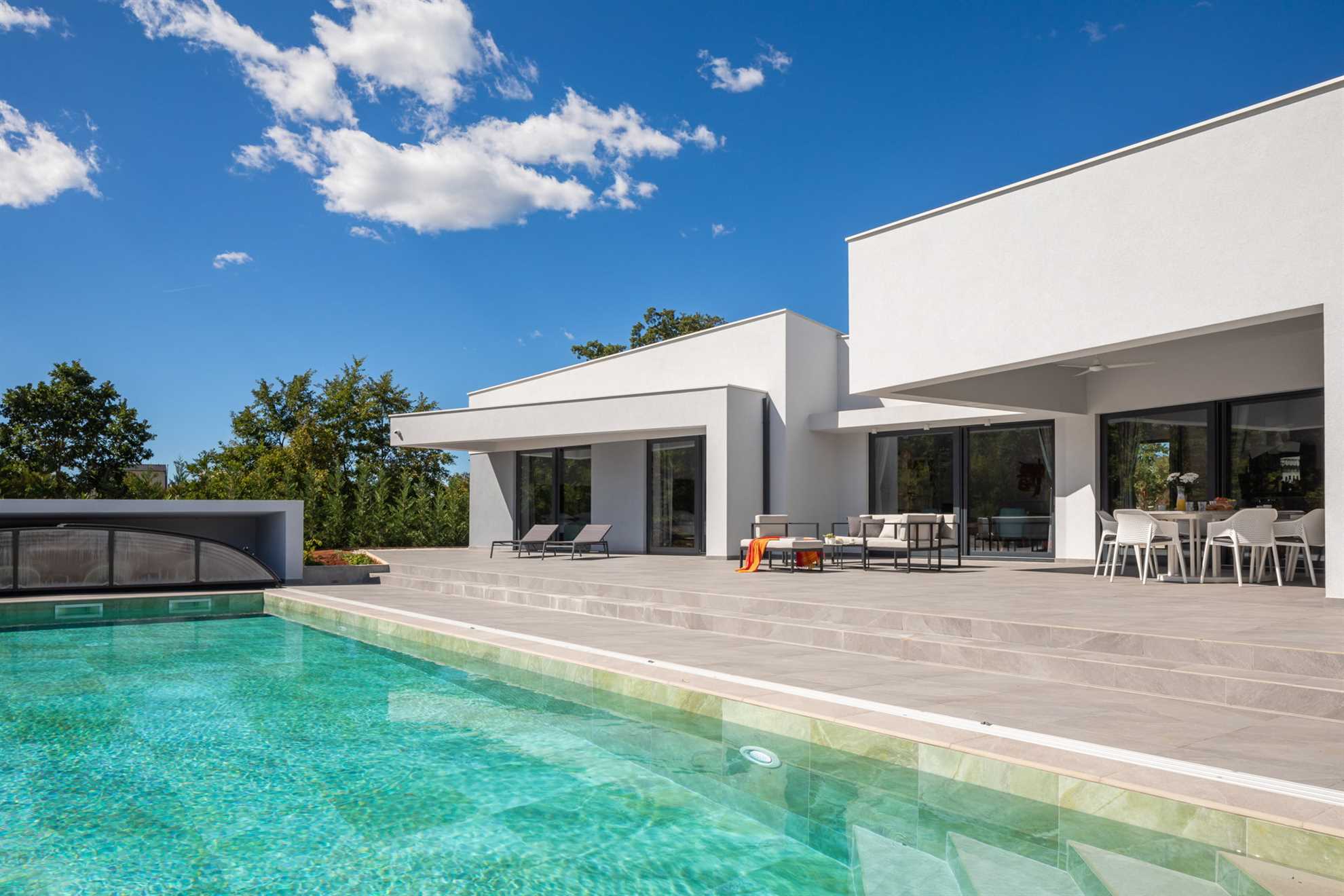 Luxury Villa Mauve with Pool
