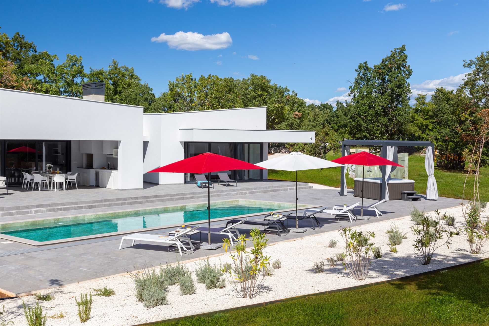 Luxury Villa Mauve with Pool