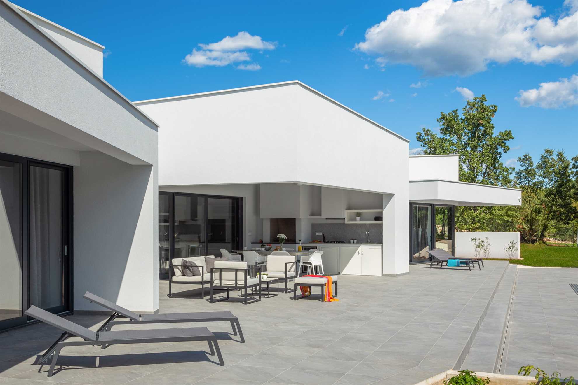 Luxury Villa Mauve with Pool