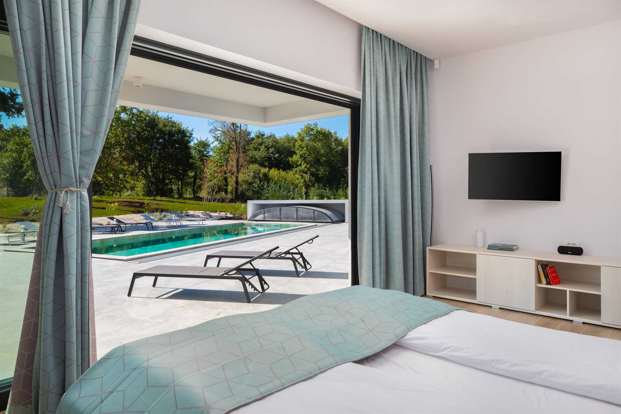 Luxury Villa Mauve with Pool