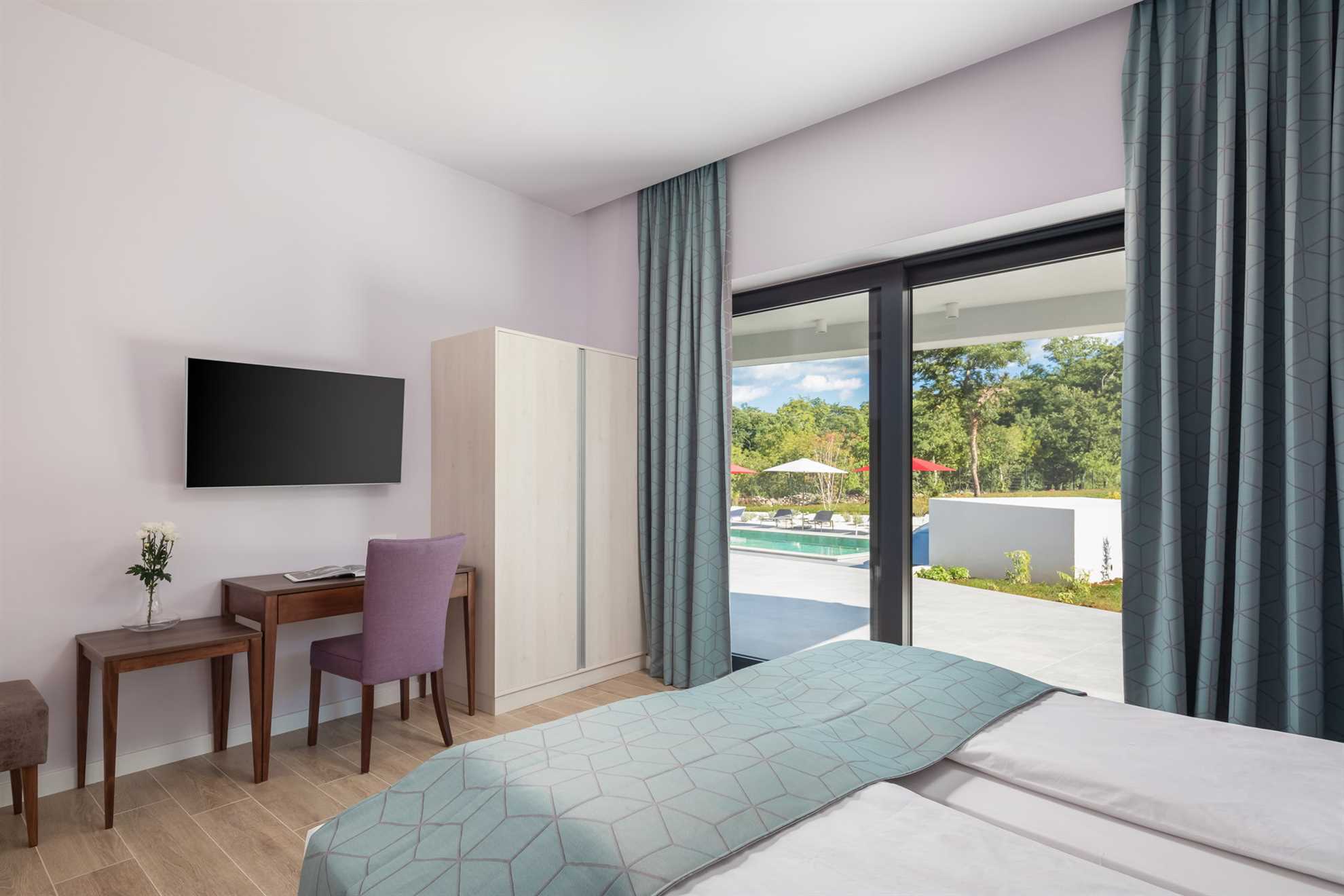 Luxury Villa Mauve with Pool