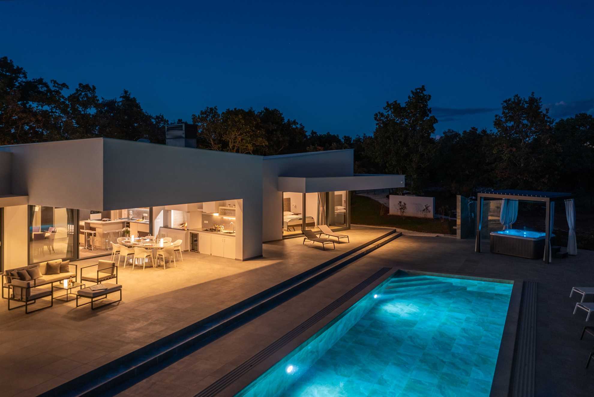 Luxury Villa Mauve with Pool