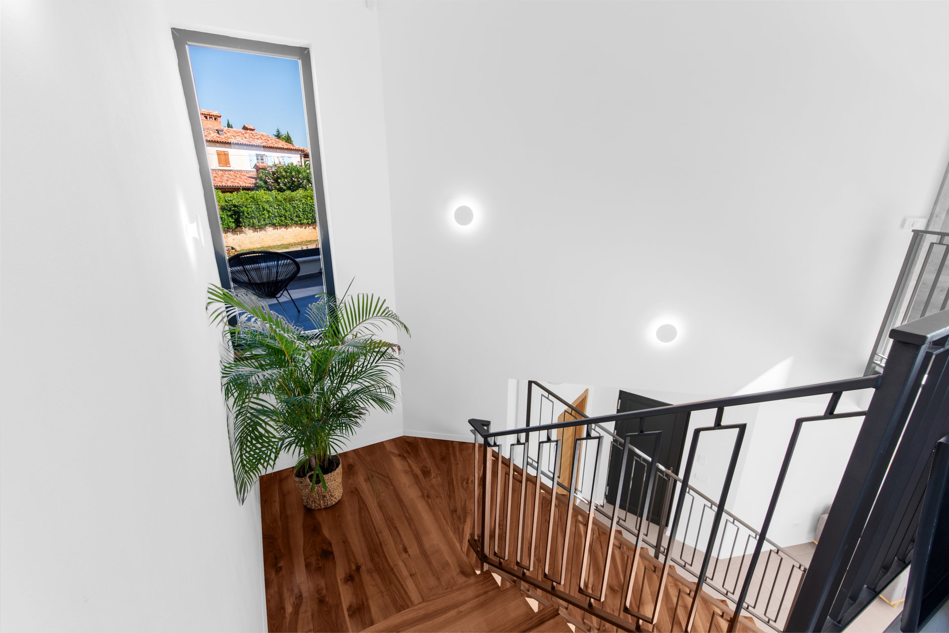 Luxury Villa Abstracta with Pool