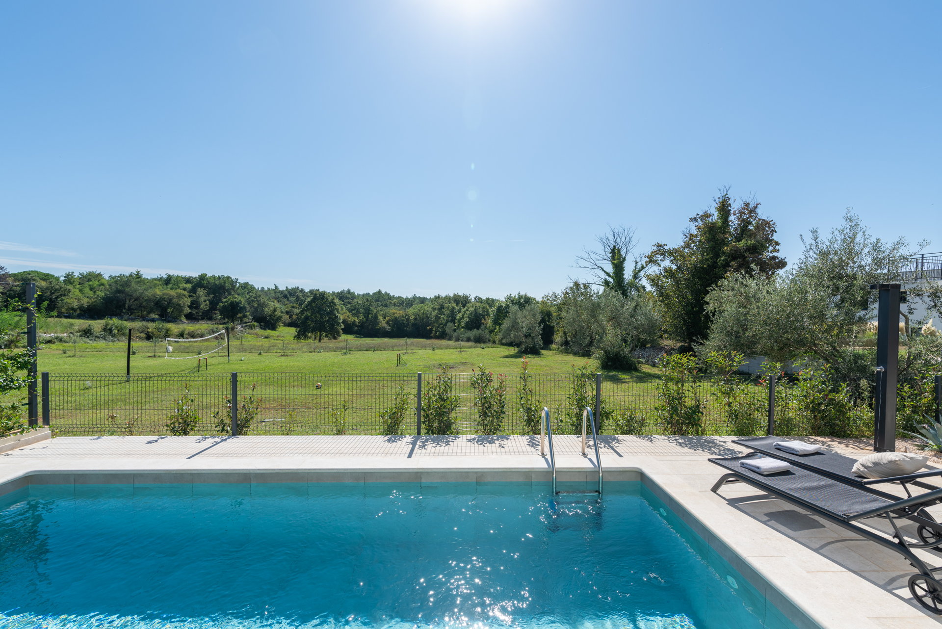 Luxury Villa Abstracta with Pool