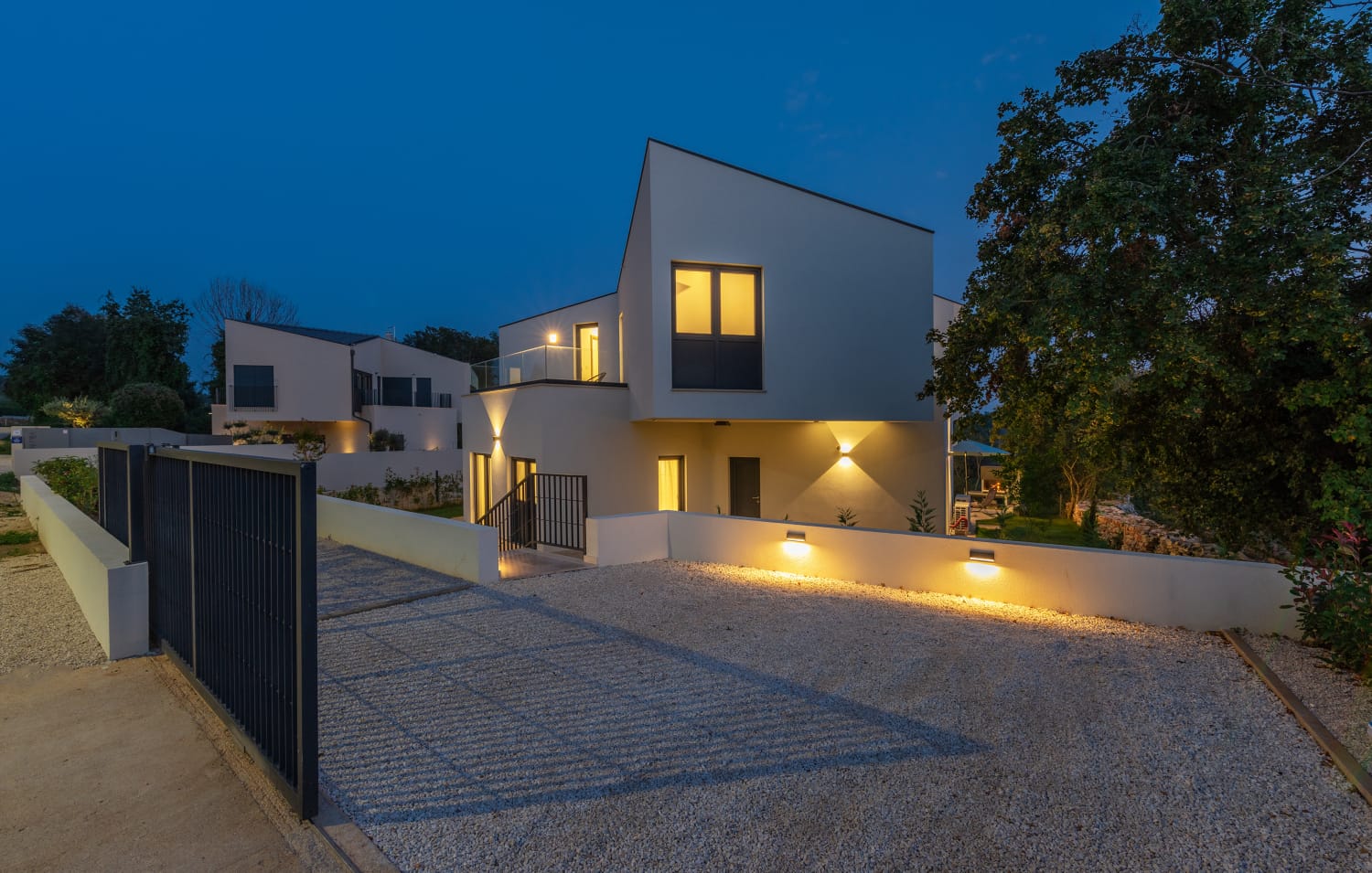 Luxury Villa Abstracta with Pool