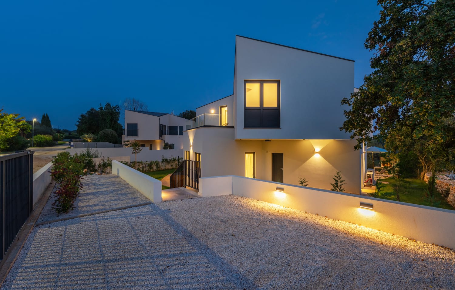 Luxury Villa Abstracta with Pool
