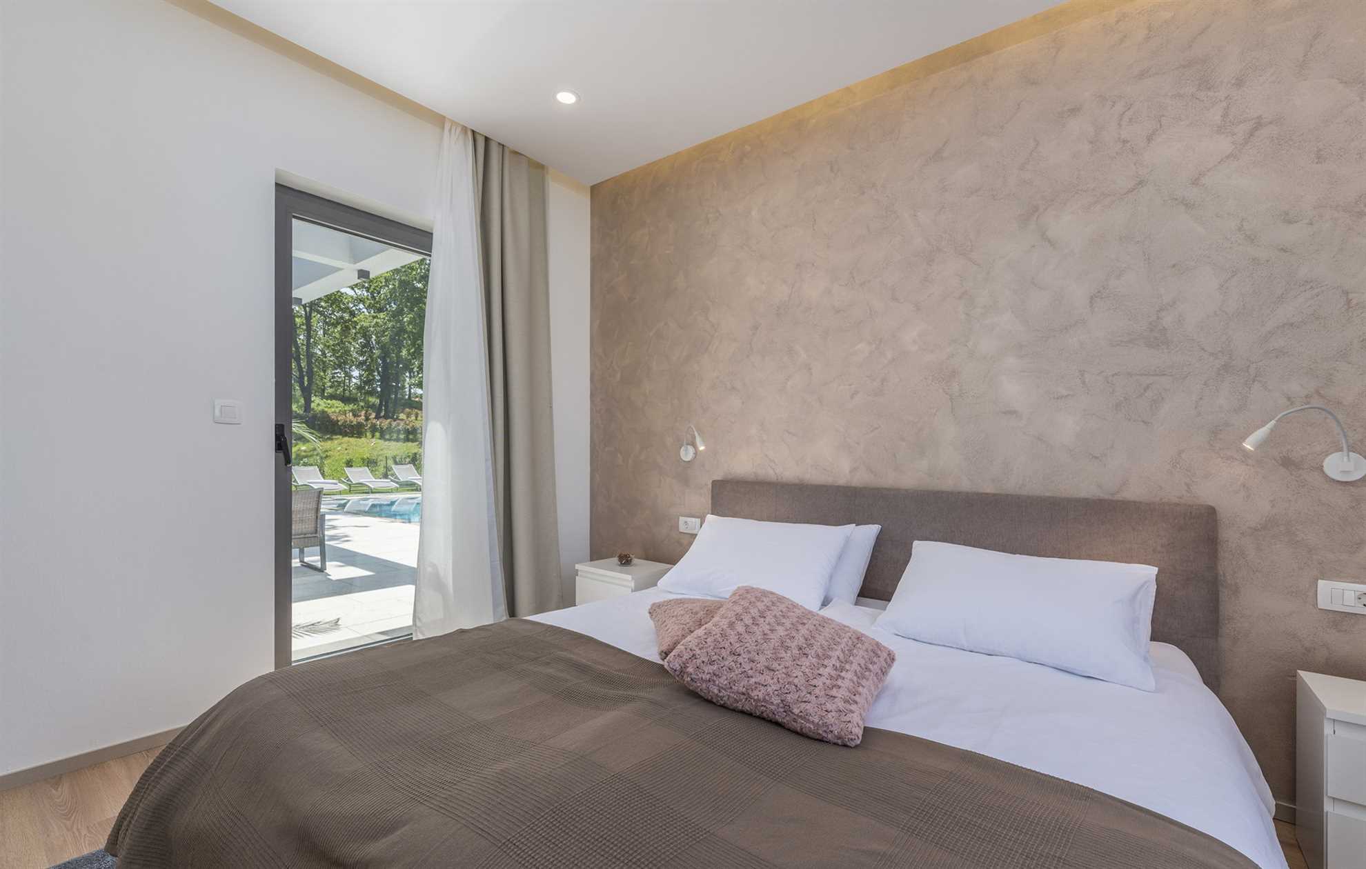 Villa Astera with Heated Pool