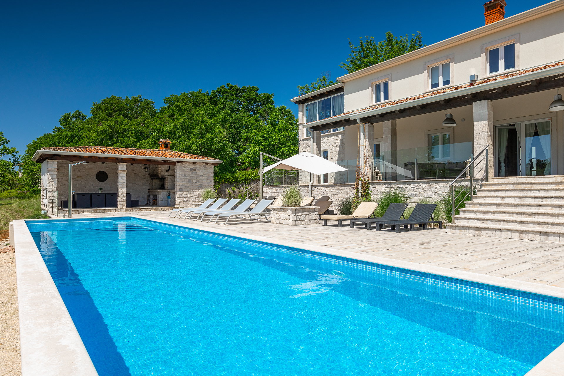Villa Belle with Pool