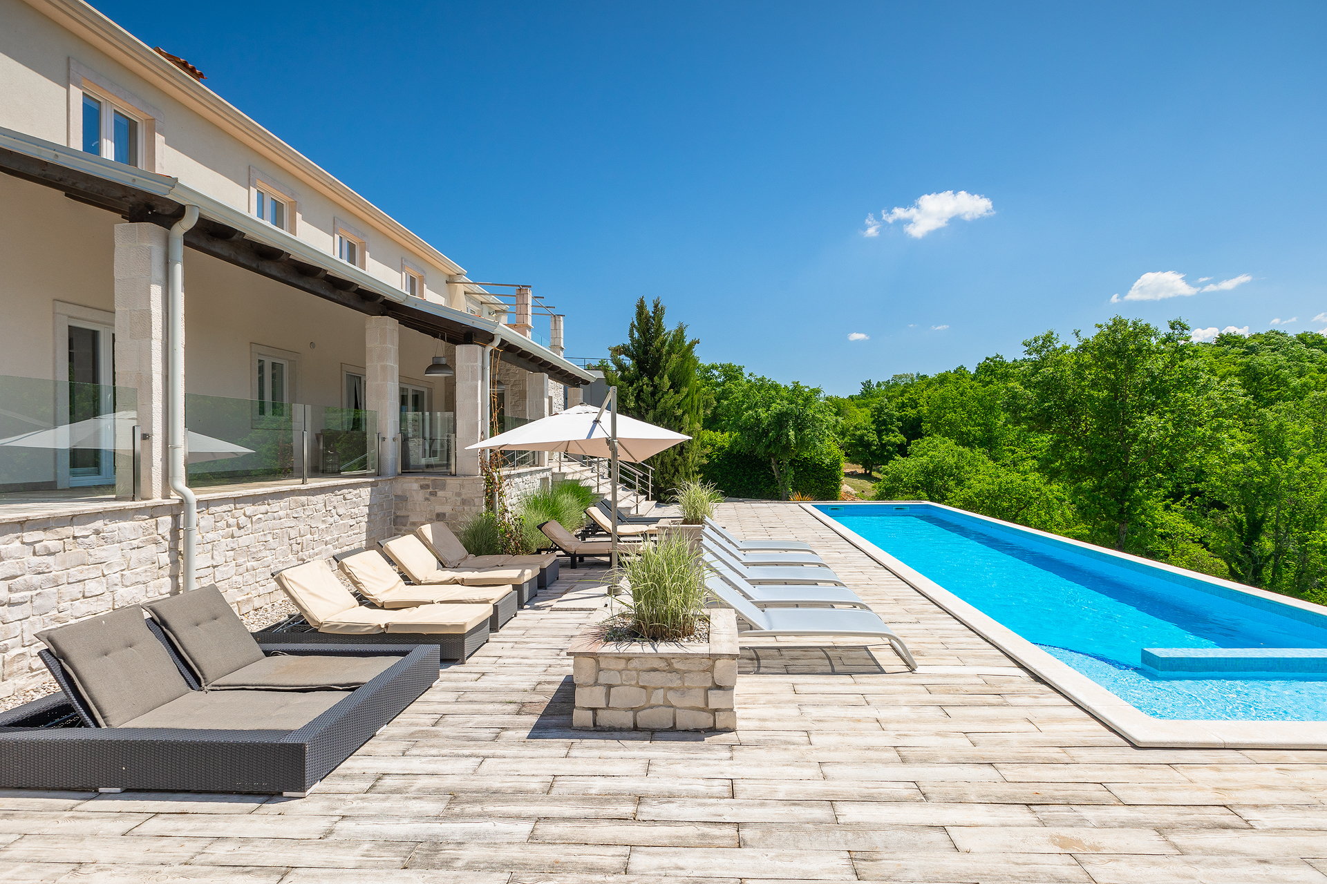 Villa Belle with Pool