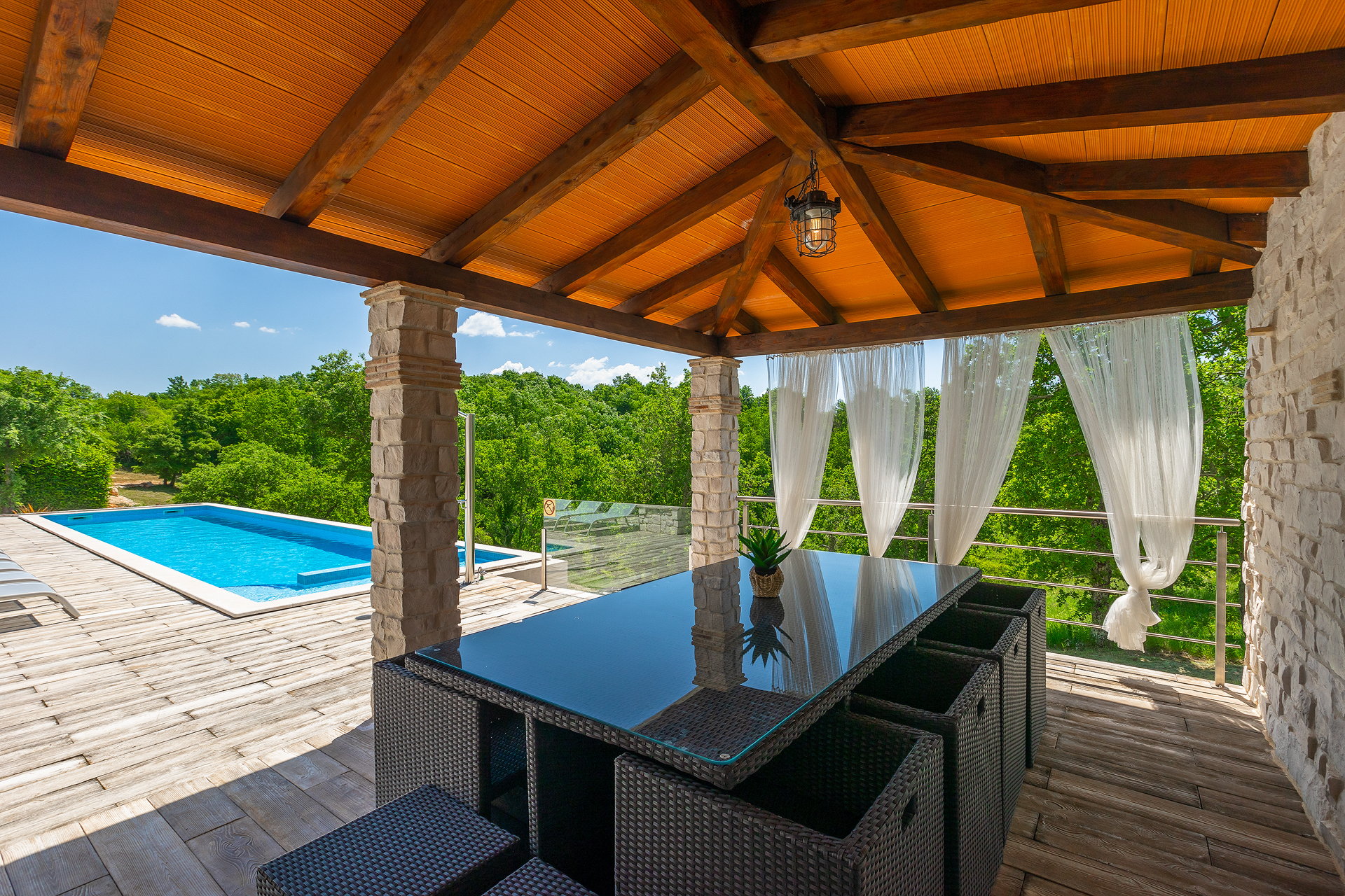 Villa Belle with Pool