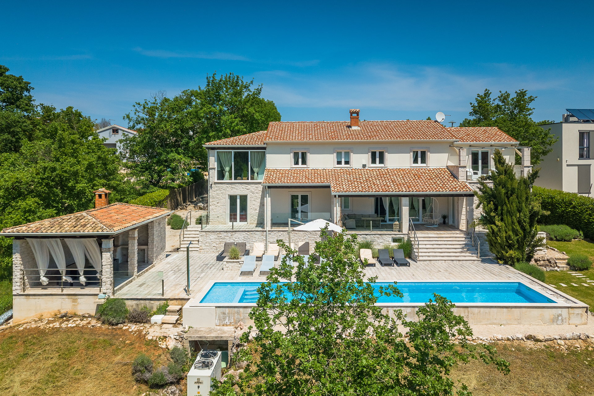 Villa Belle with Pool