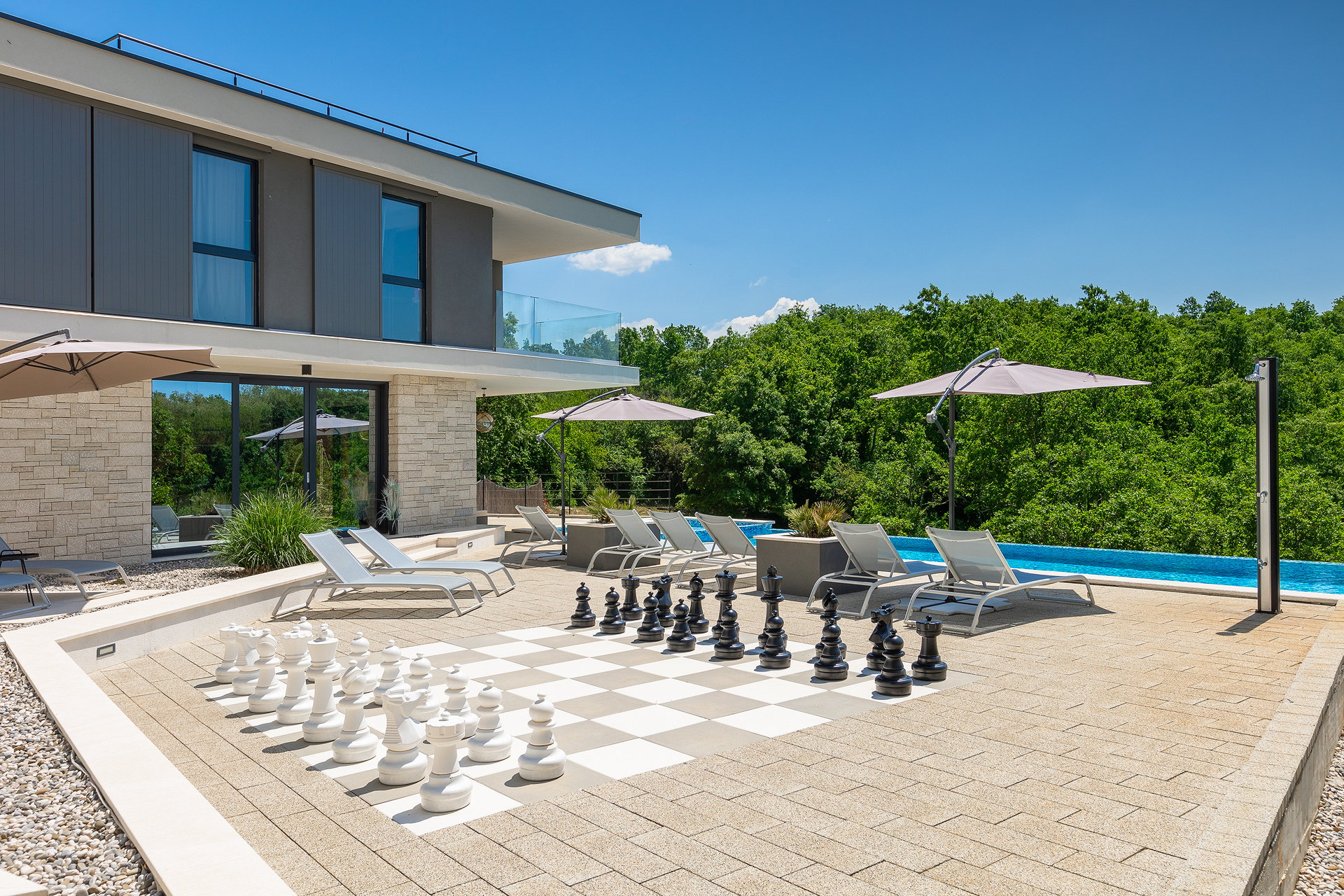 Luxury Villa Queen B with Pool