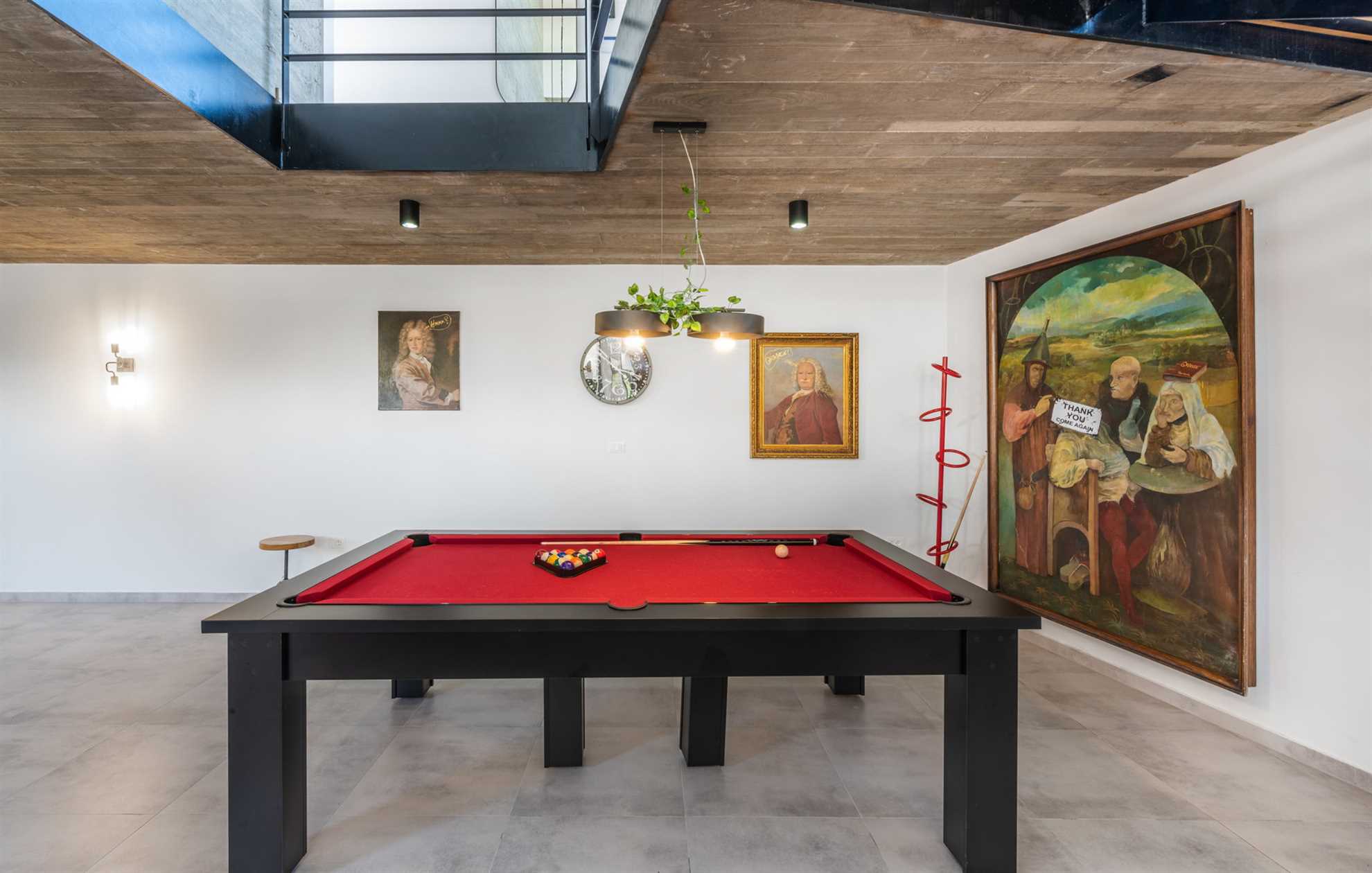Luxury Villa Queen B with Pool