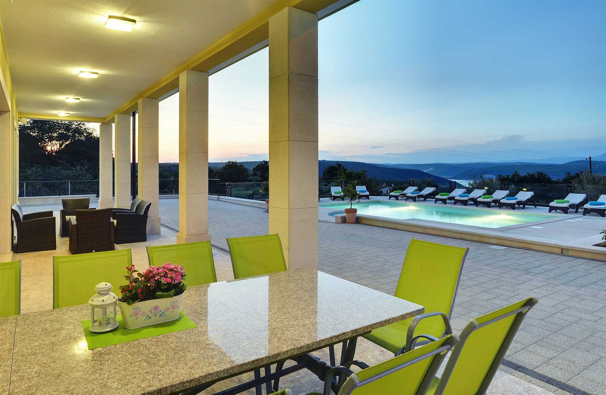 Villa Luce del Sole with Pool