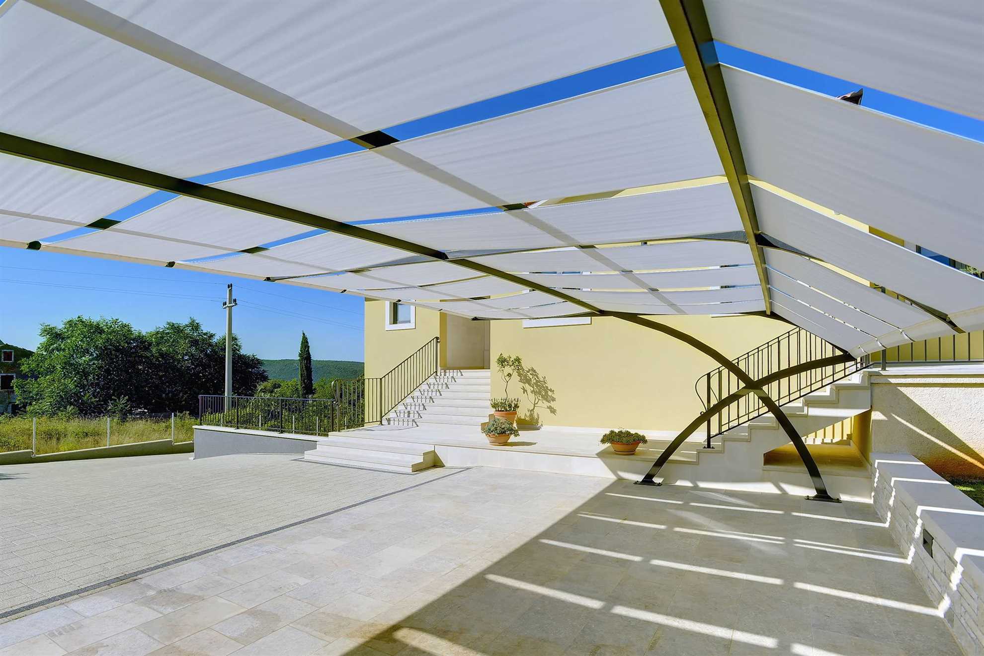 Villa Luce del Sole with Pool