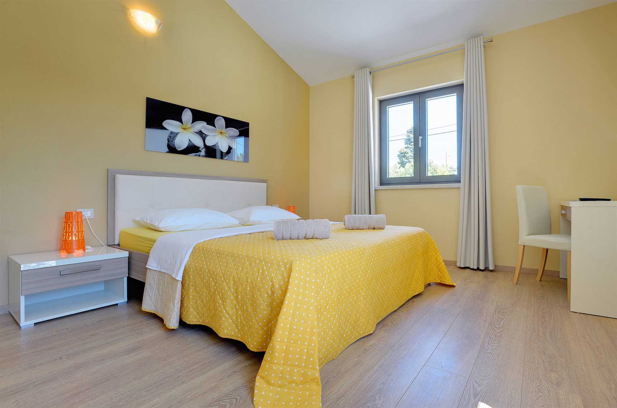 Villa Luce del Sole with Pool