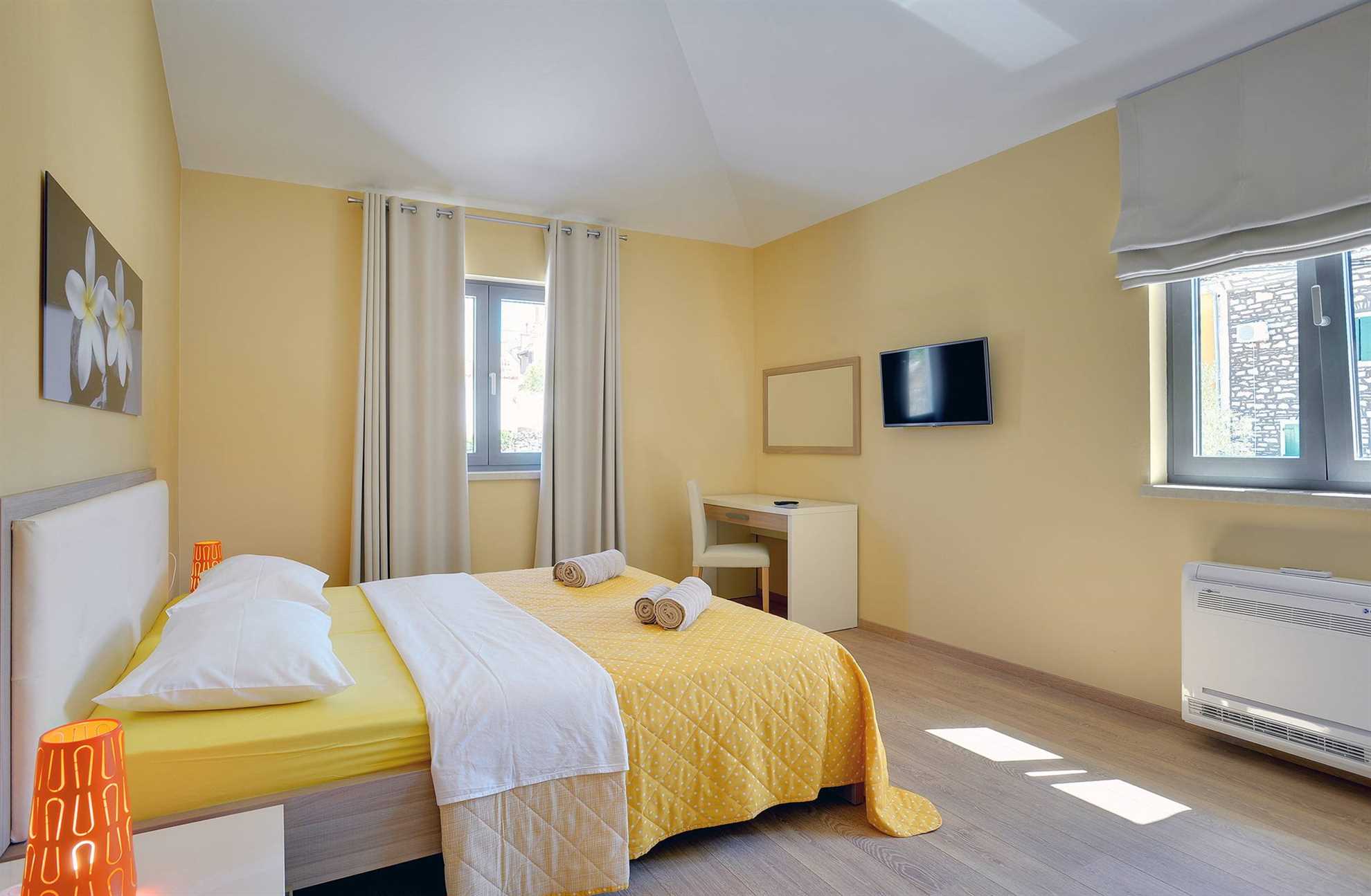 Villa Luce del Sole with Pool