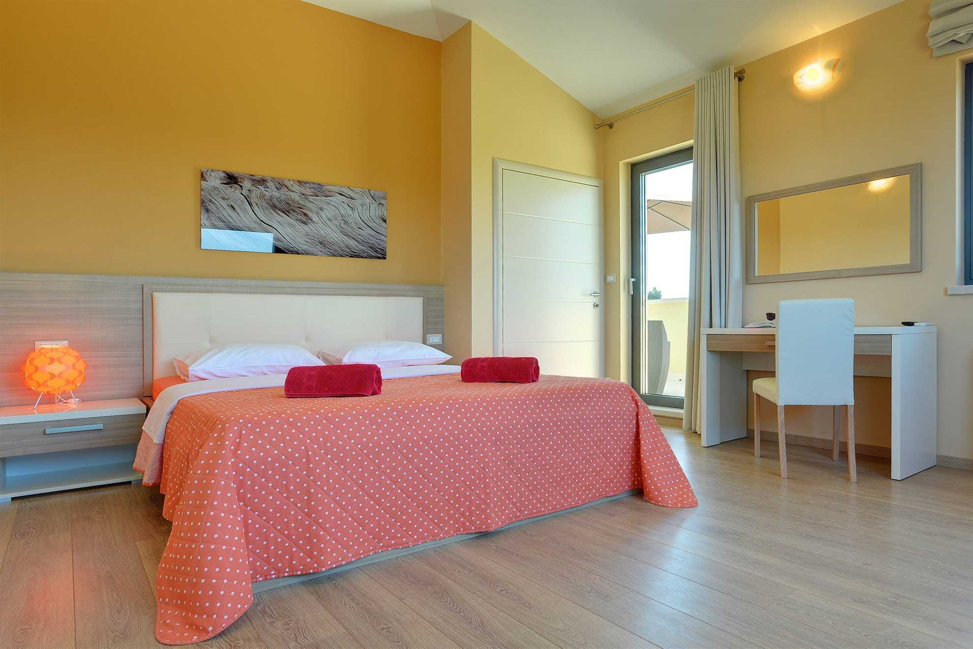 Villa Luce del Sole with Pool