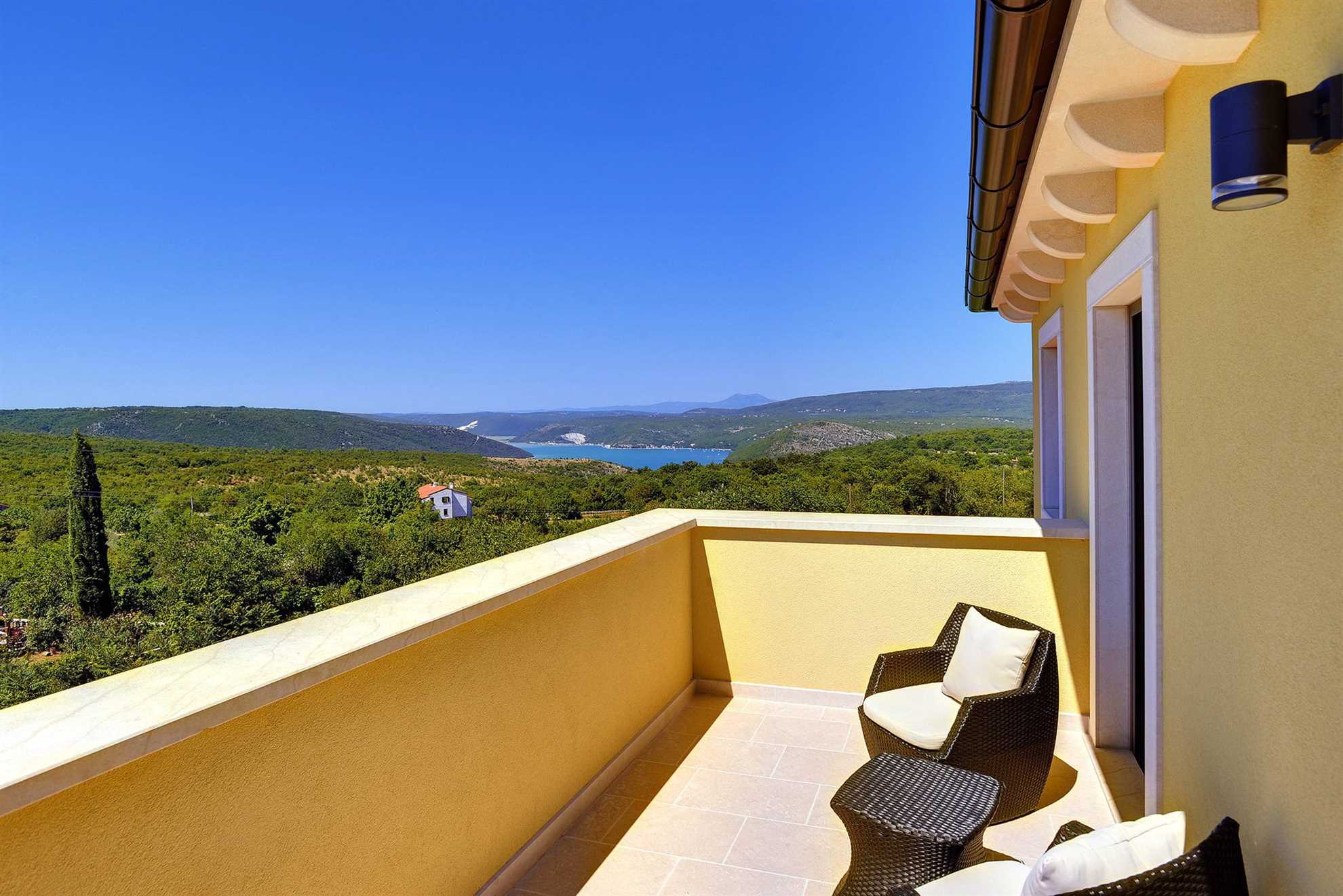 Villa Luce del Sole with Pool