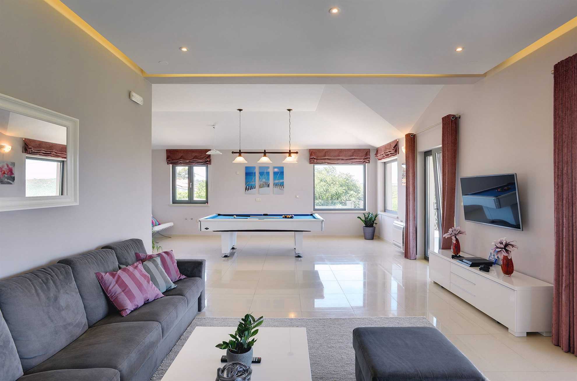 Villa Luce del Sole with Pool