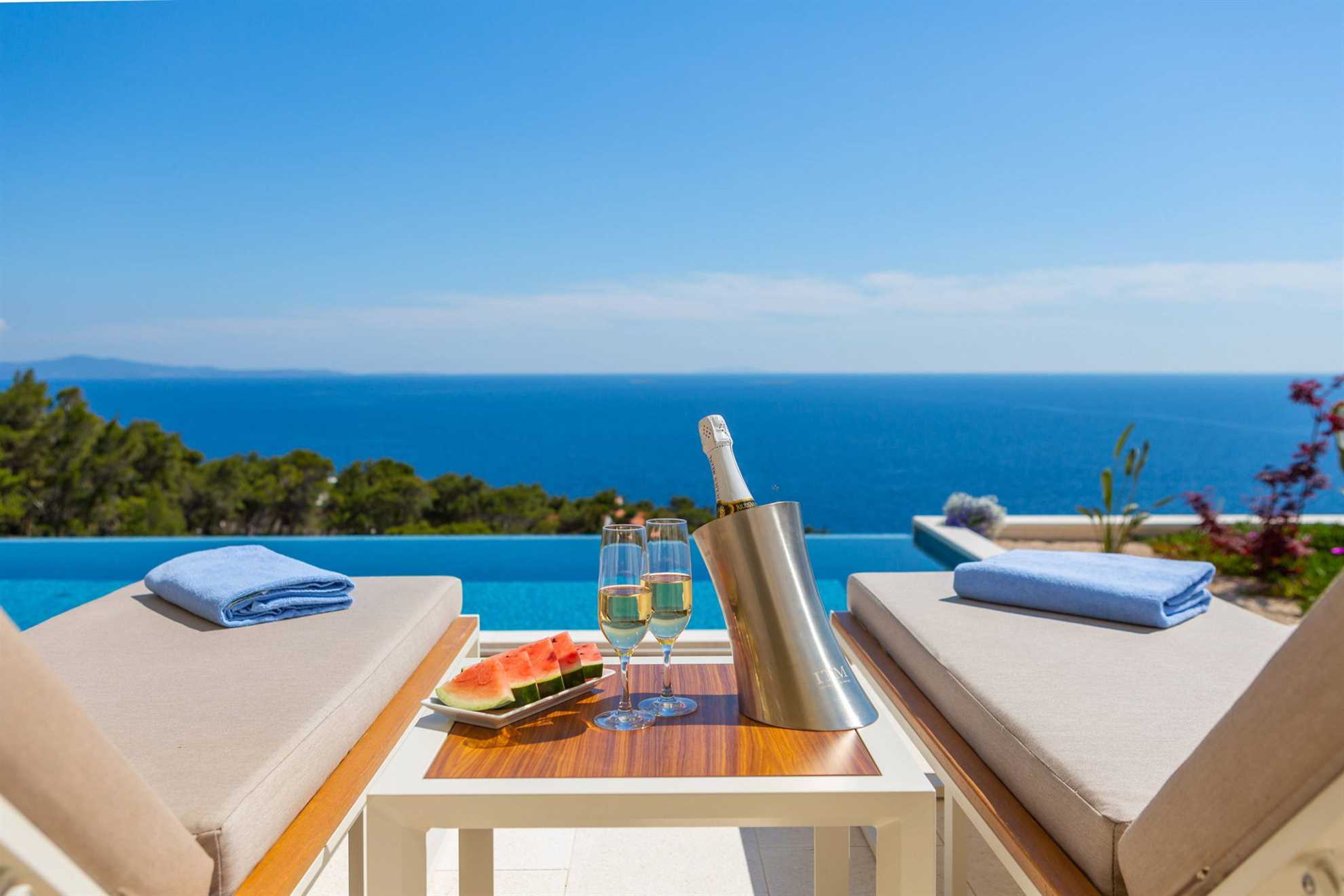 Luxury Villa Pharia Grande with Pool