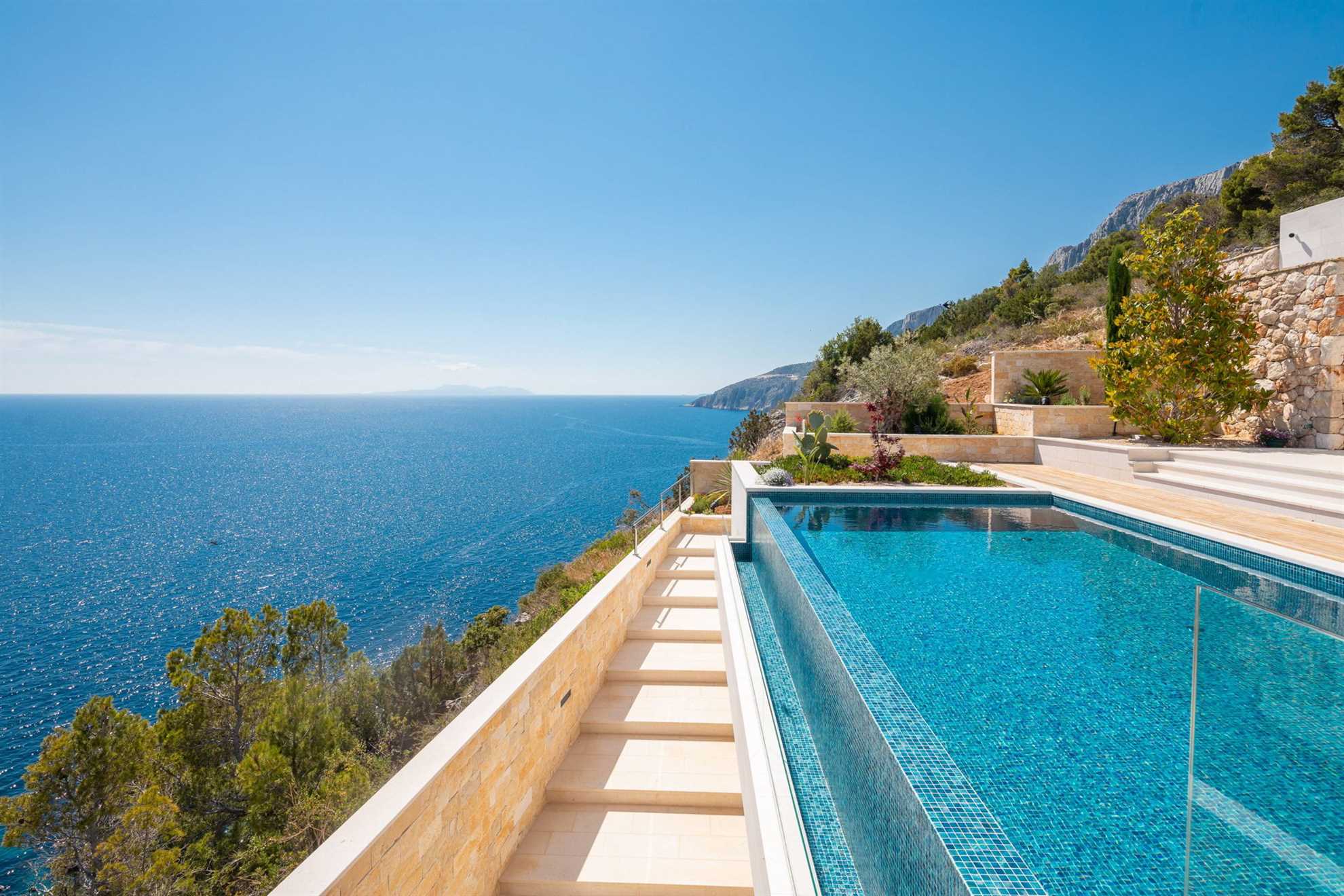 Luxury Villa Pharia Grande with Pool