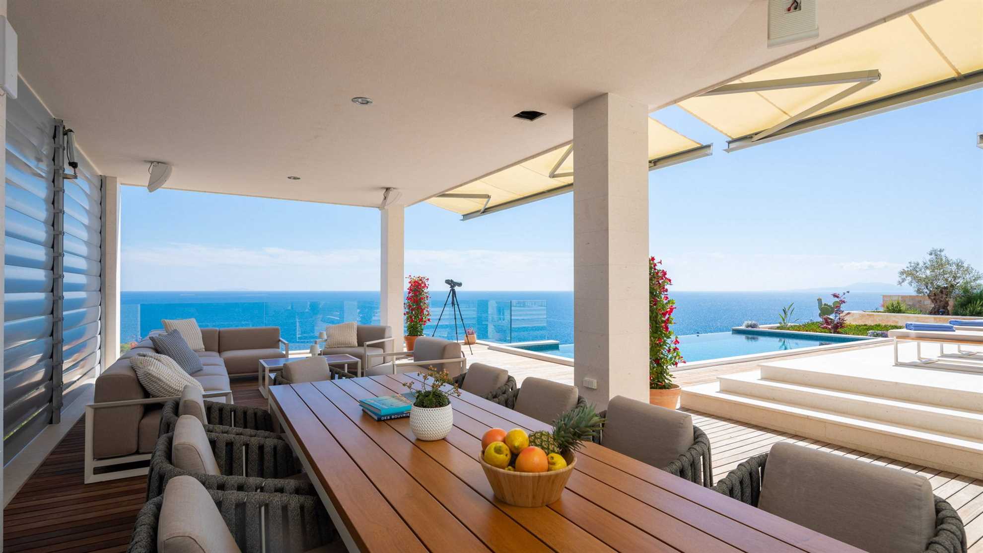 Luxury Villa Pharia Grande with Pool