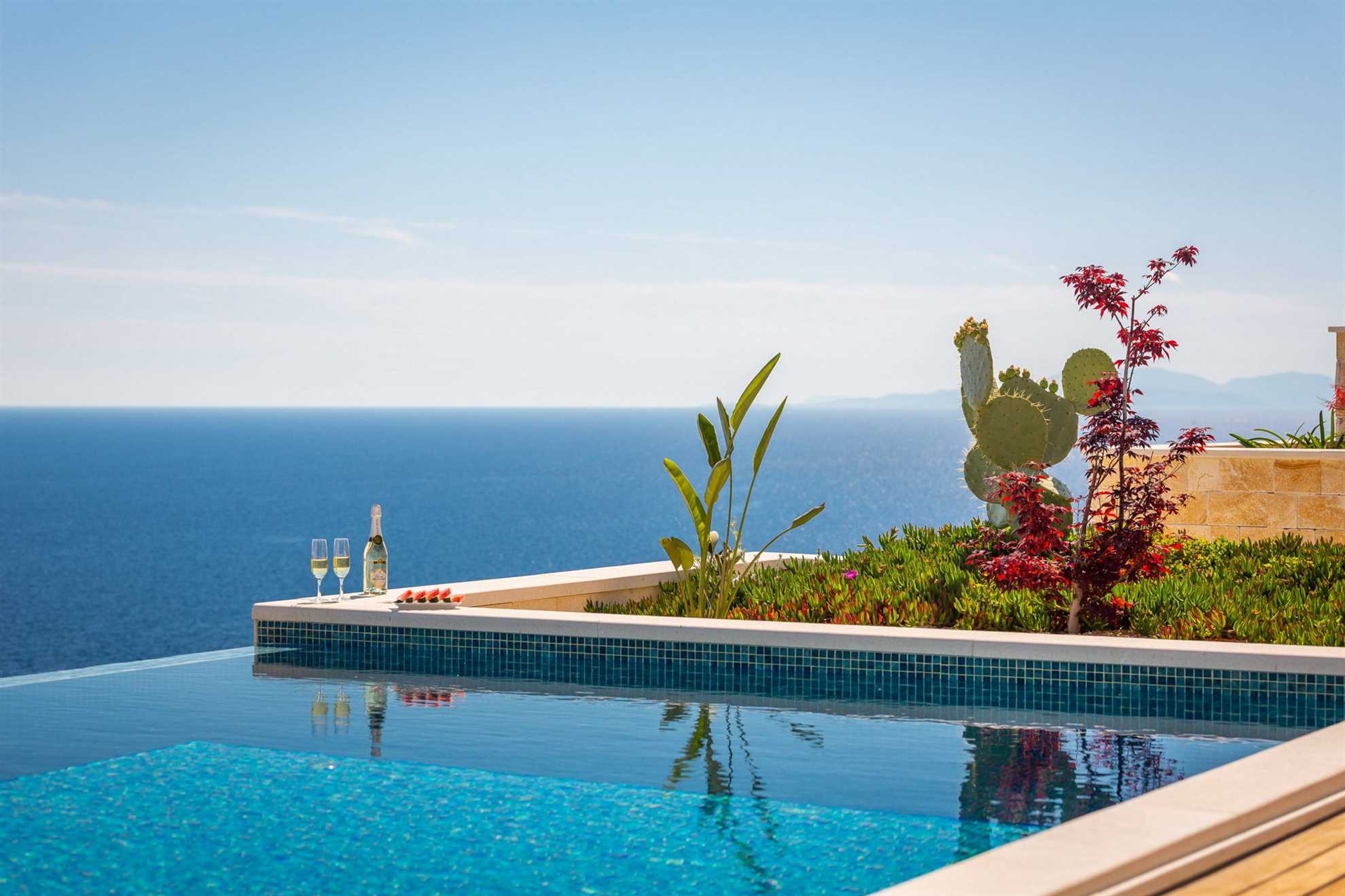 Luxury Villa Pharia Grande with Pool