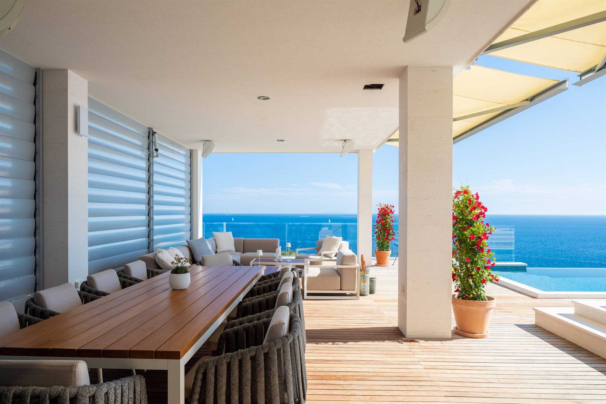 Luxury Villa Pharia Grande with Pool
