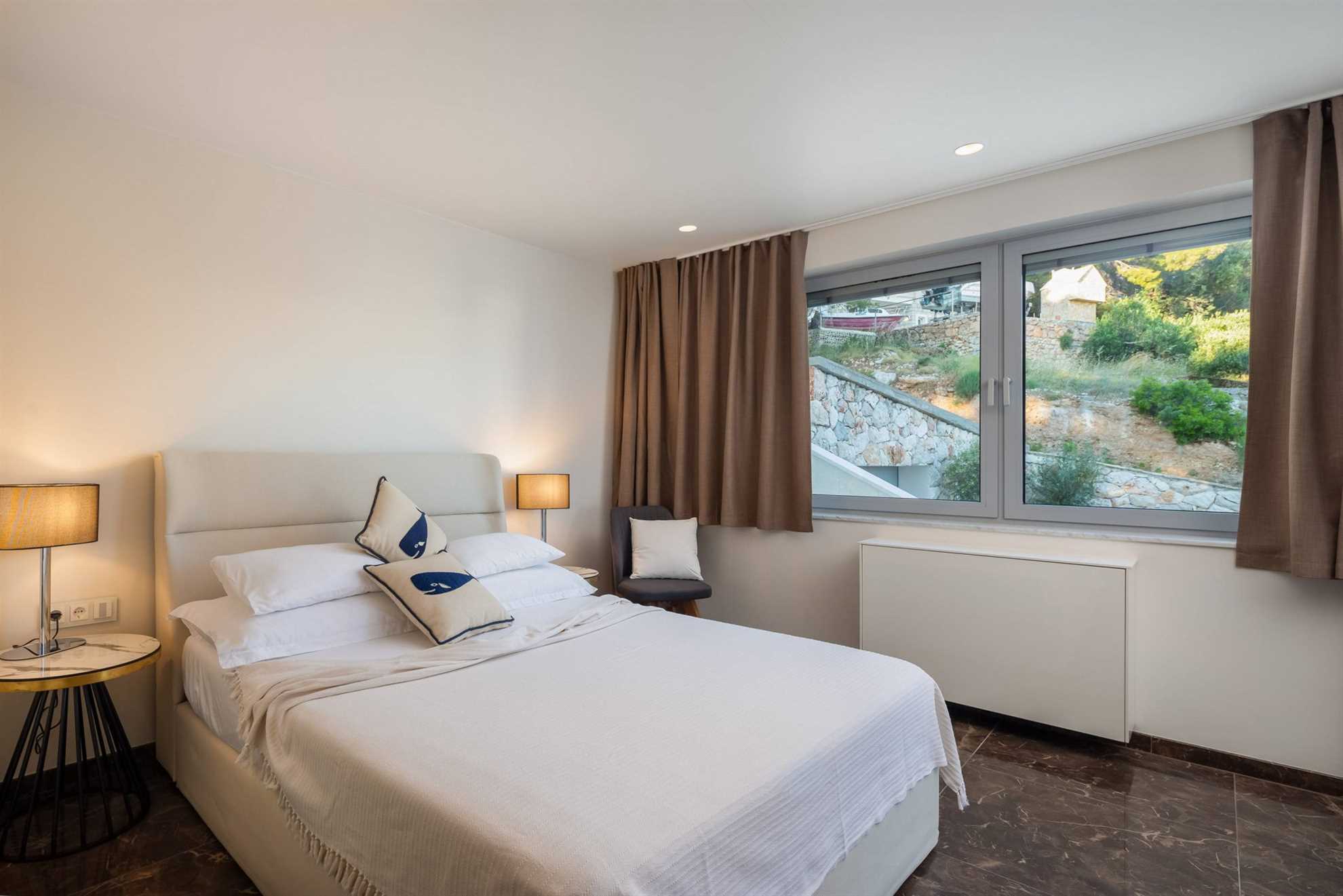 Luxury Villa Pharia Grande with Pool