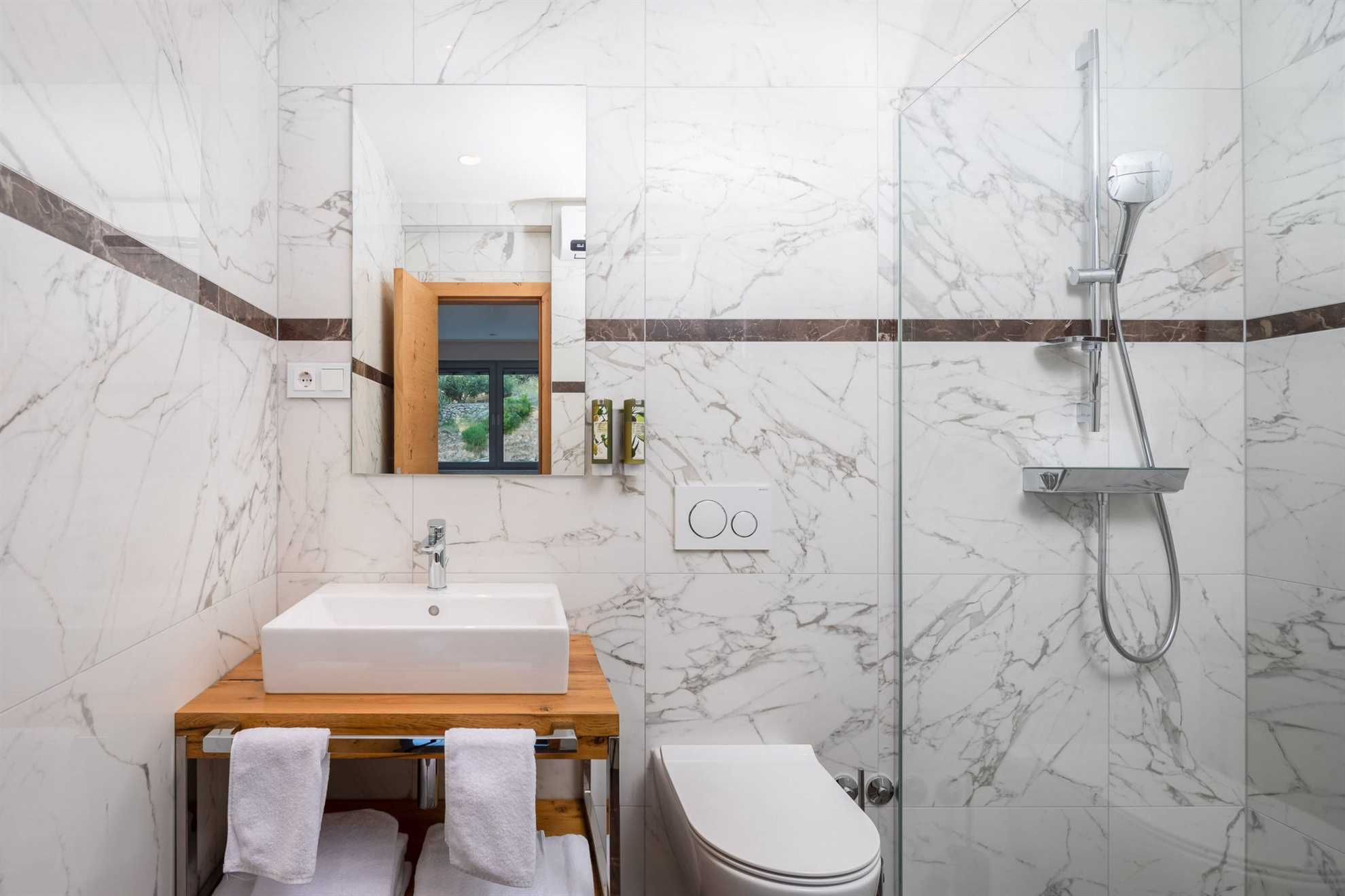 Luxury Villa Pharia Grande with Pool