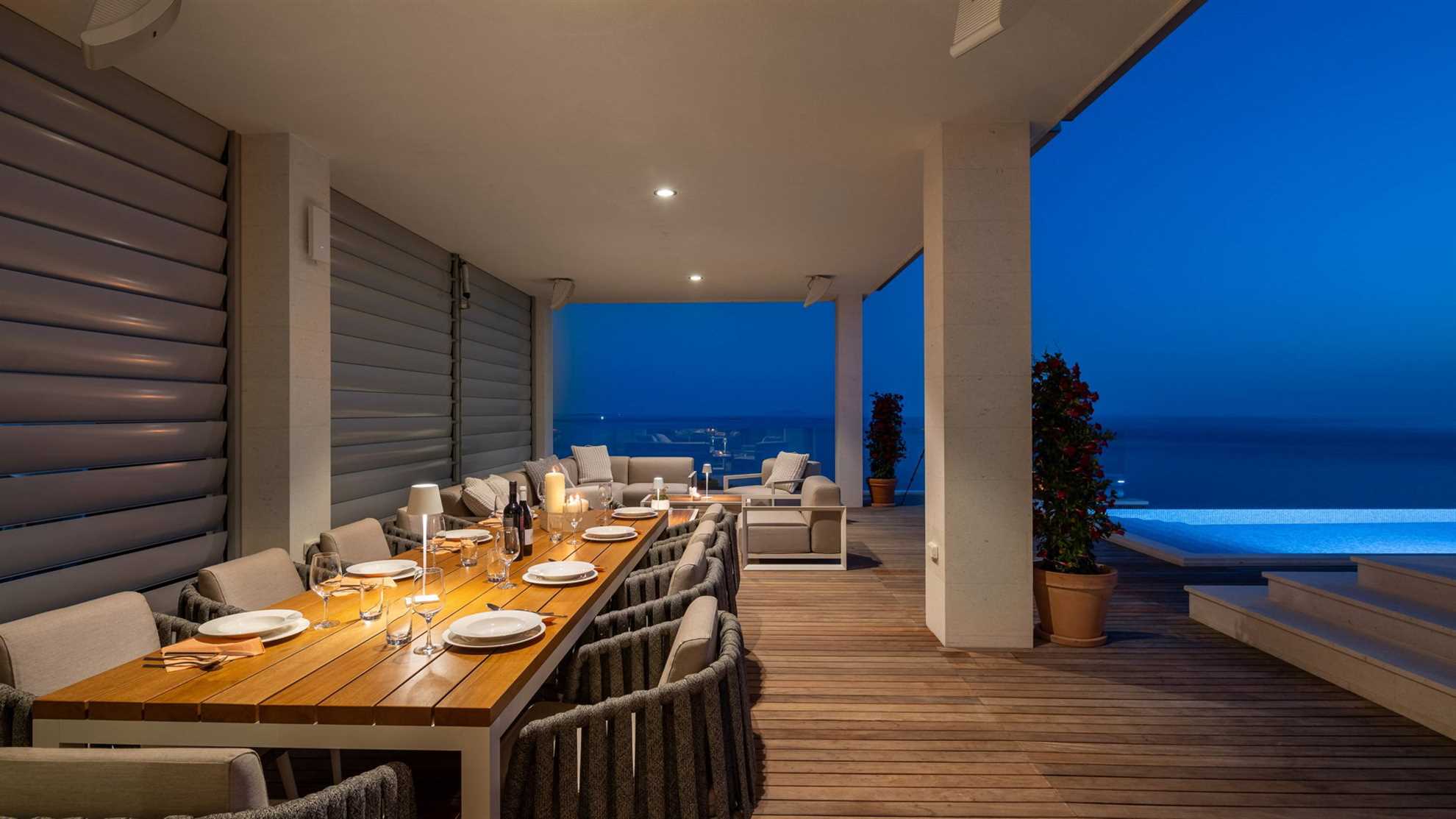 Luxury Villa Pharia Grande with Pool