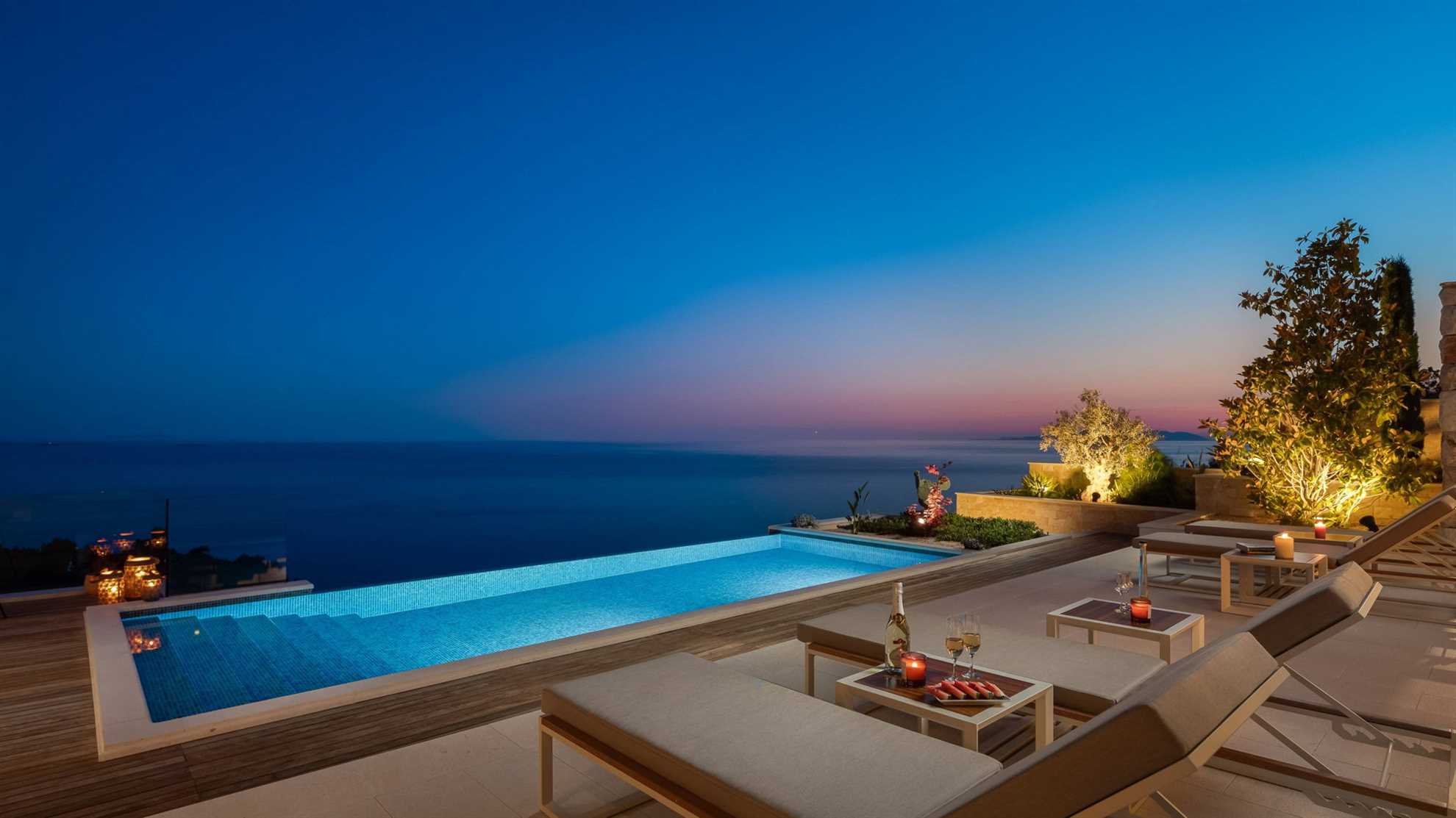 Luxury Villa Pharia Grande with Pool