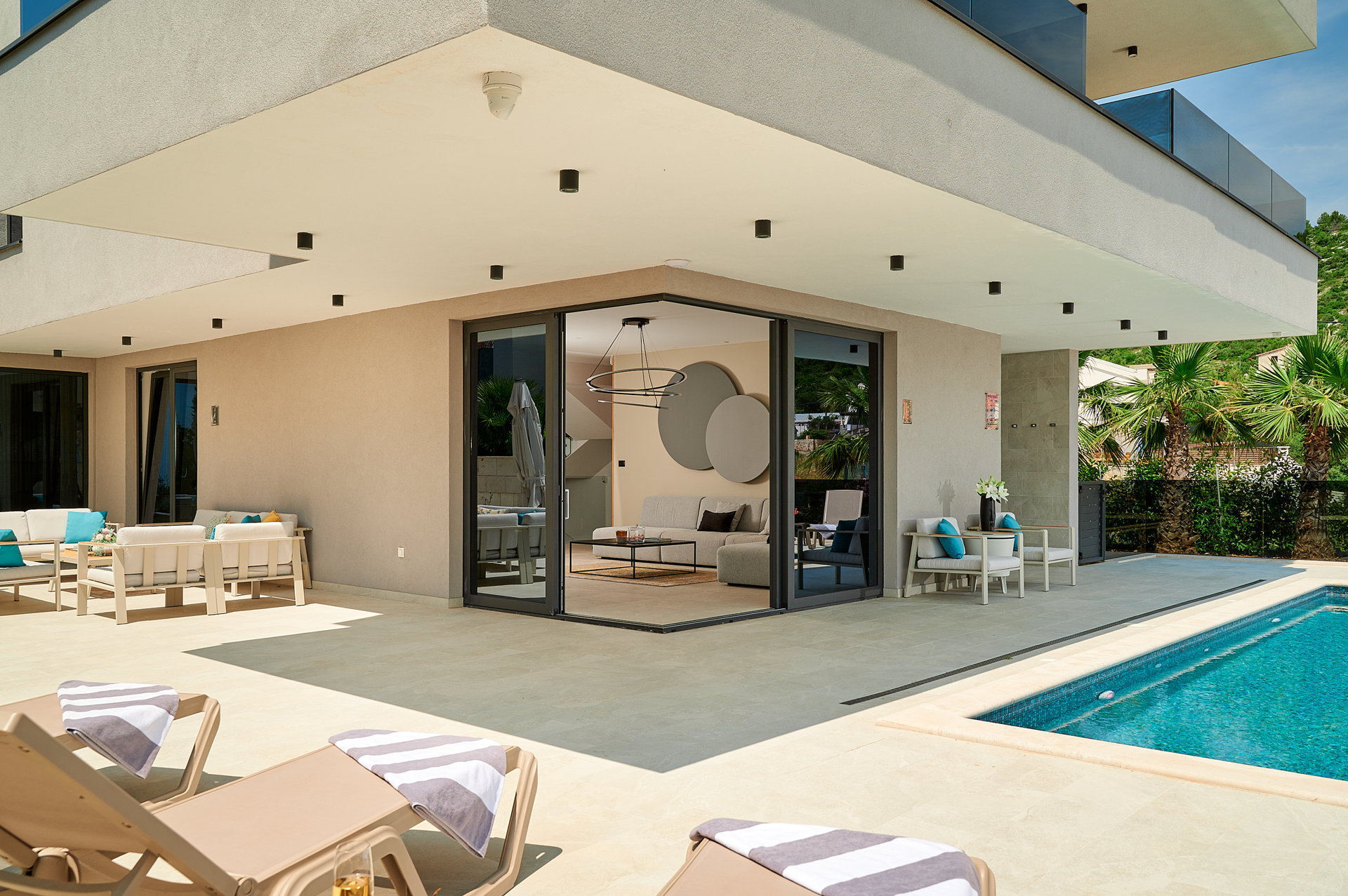 Luxury Villa Lemon with Pool
