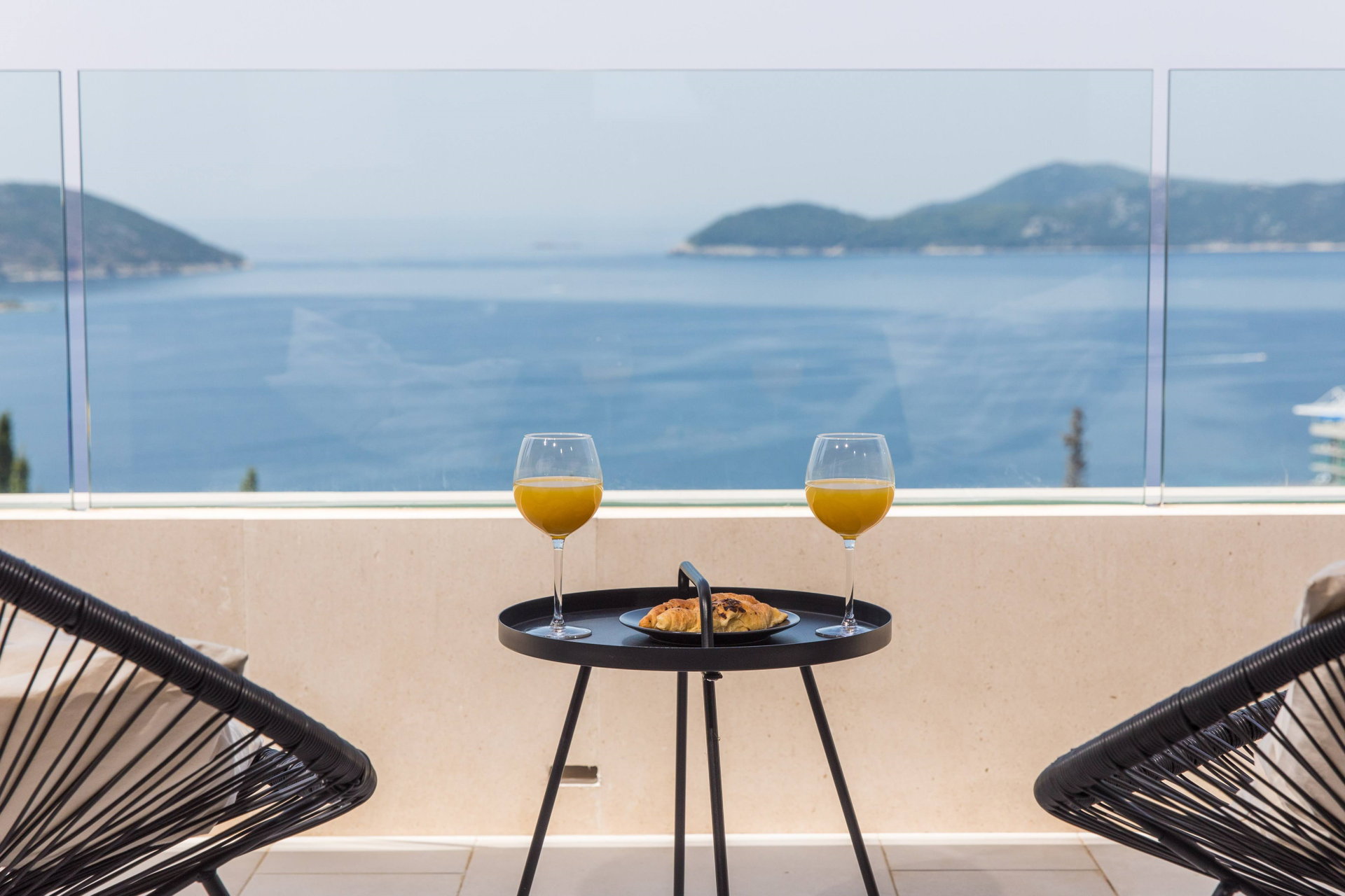 Luxury Villa Eminence with Pool
