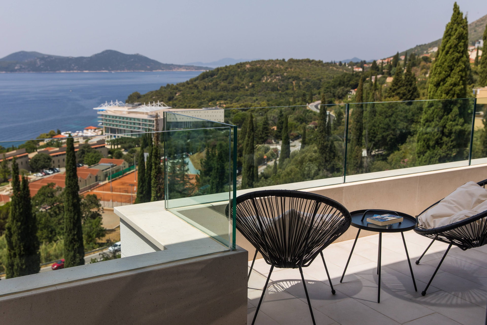 Luxury Villa Eminence with Pool