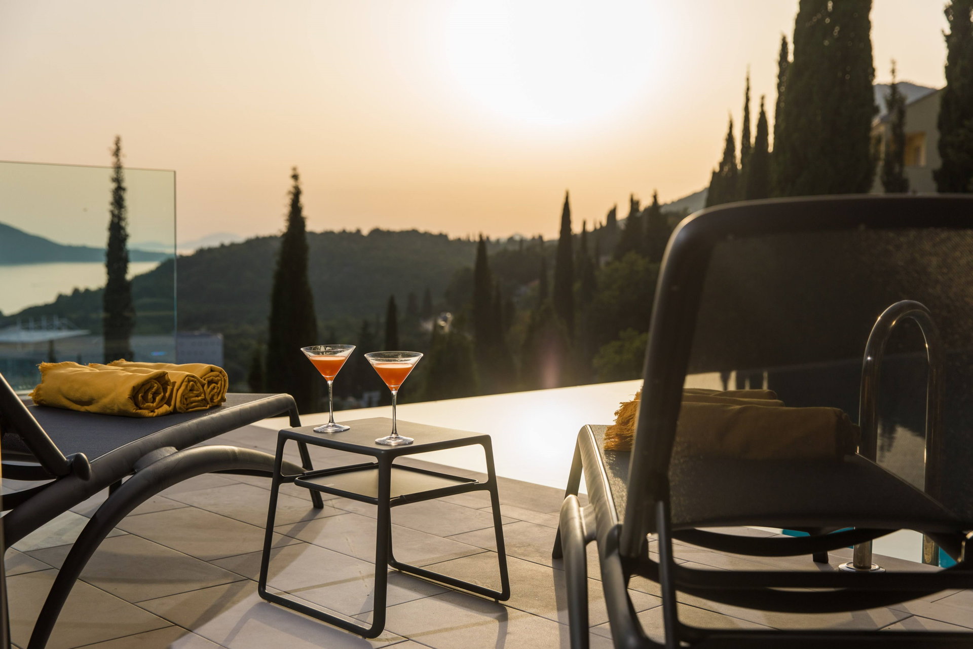 Luxury Villa Eminence with Pool