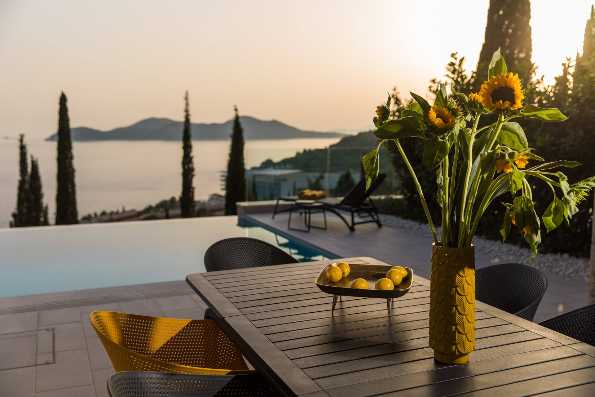 Luxury Villa Eminence with Pool