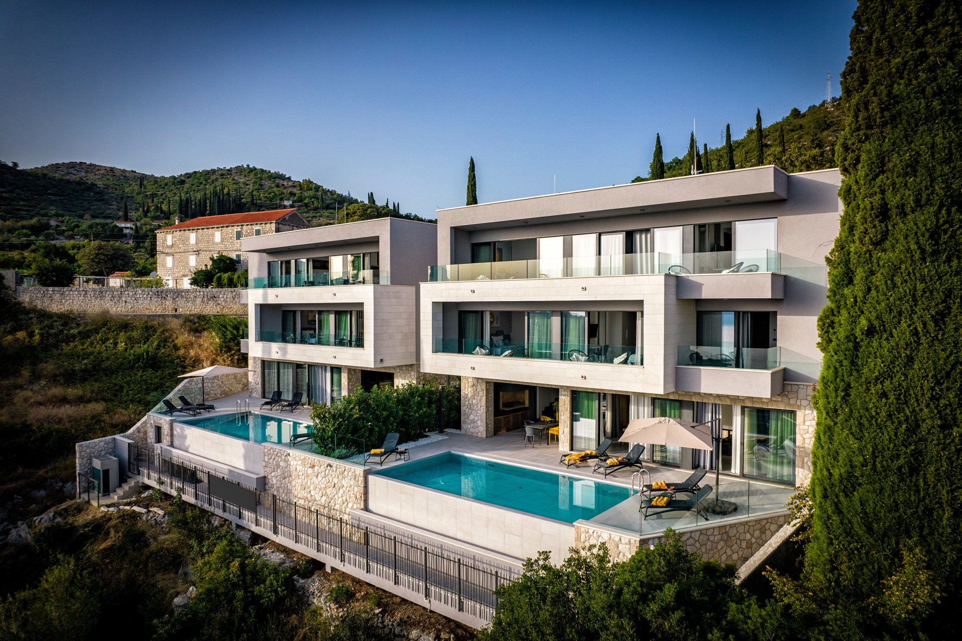Luxury Villa Eminence with Pool