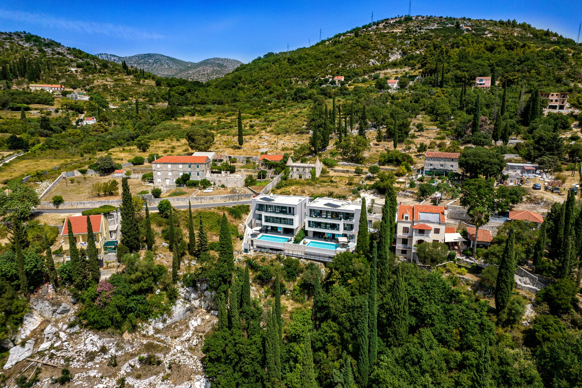 Luxury Villa Prominence with Pool