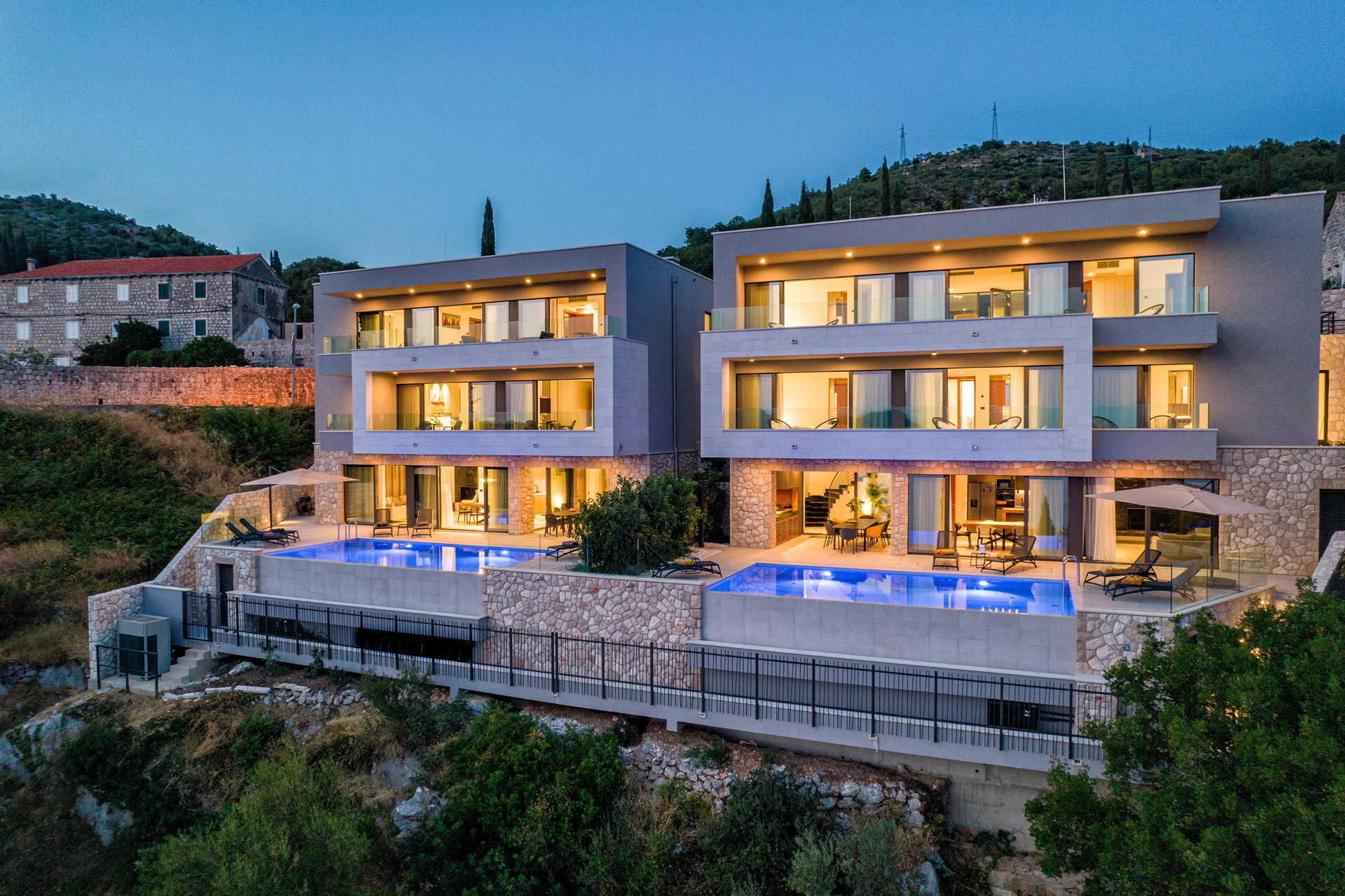 Luxury Villa Prominence with Pool