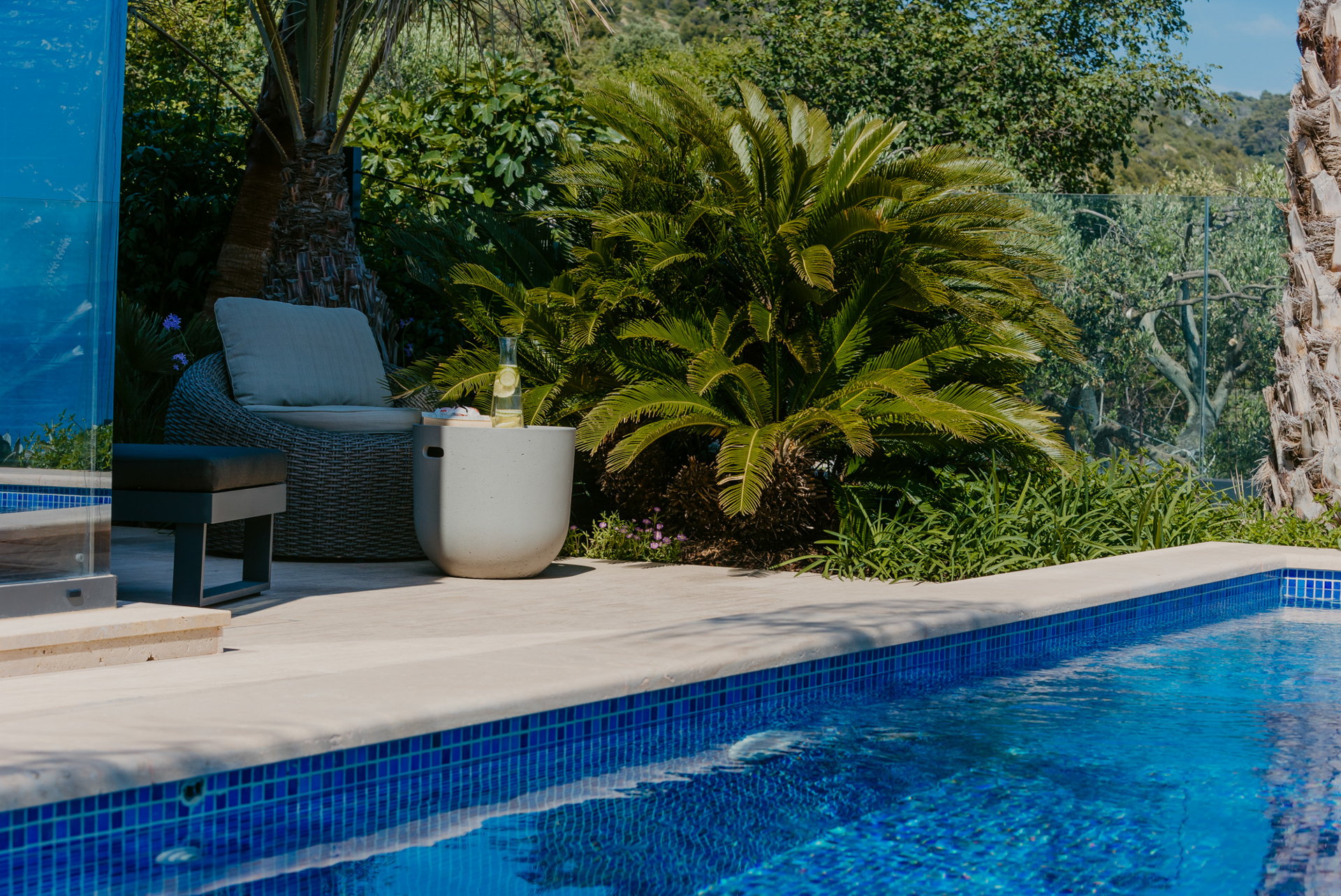 Villa Black & Gold with Pool