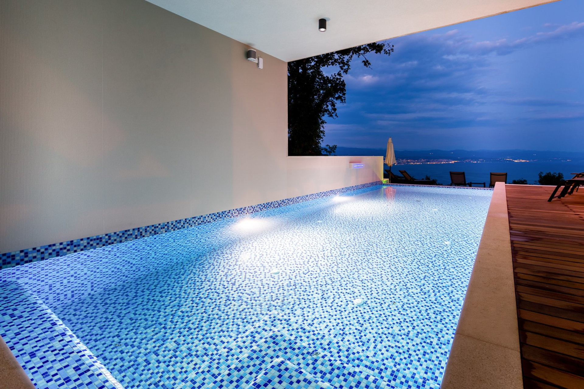 Luxury Villa Aspecta with Pool