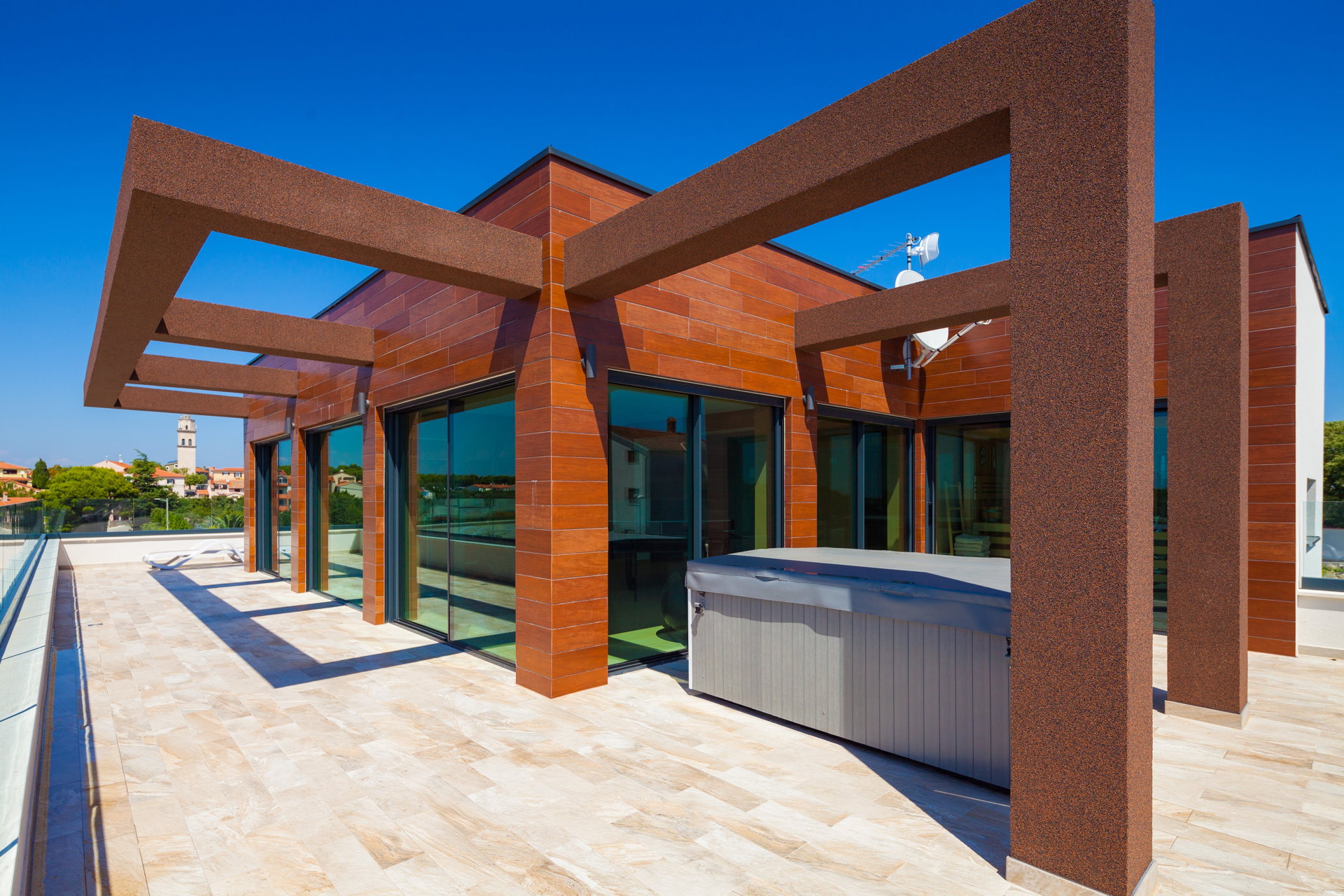 Villa Siena with Pool
