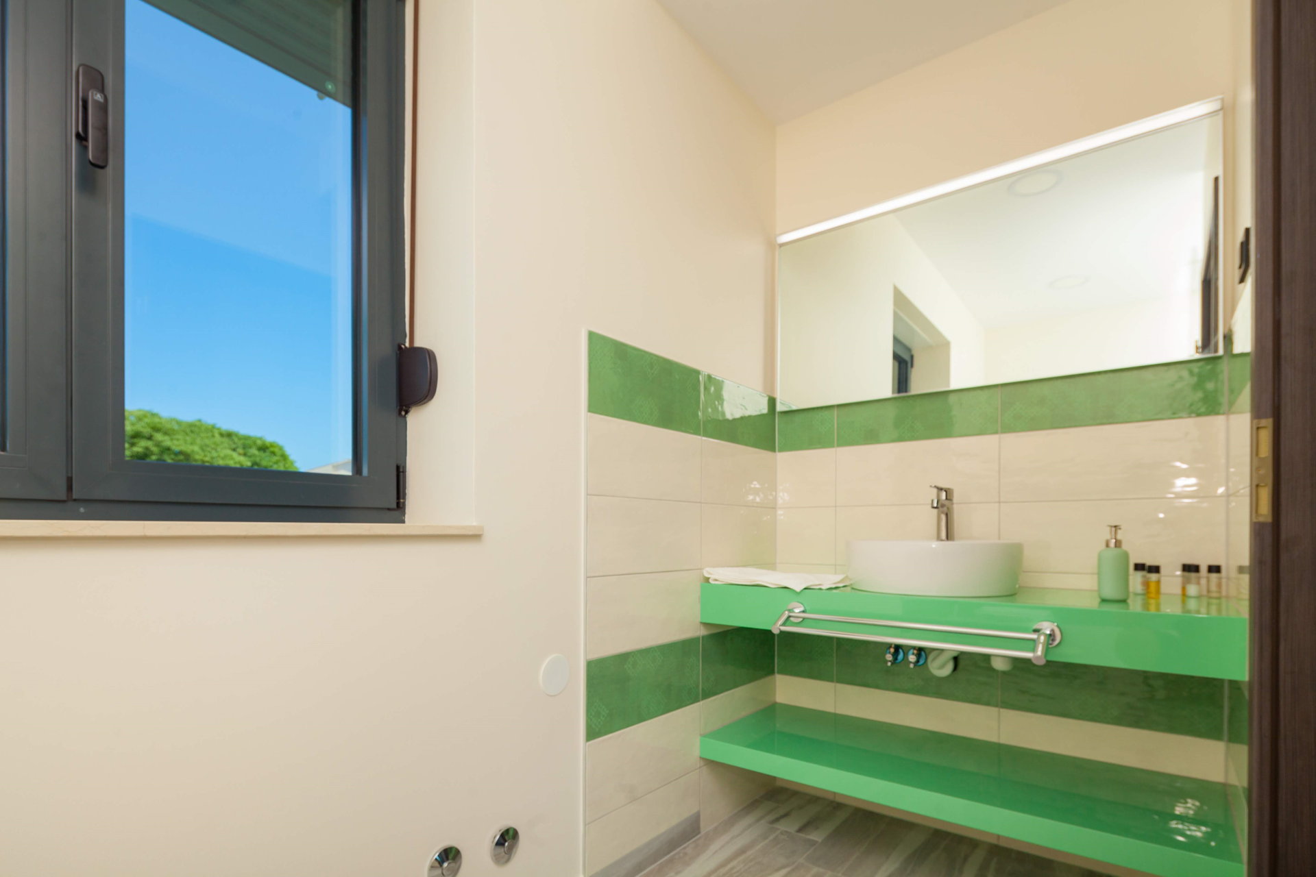 Villa Siena with Pool